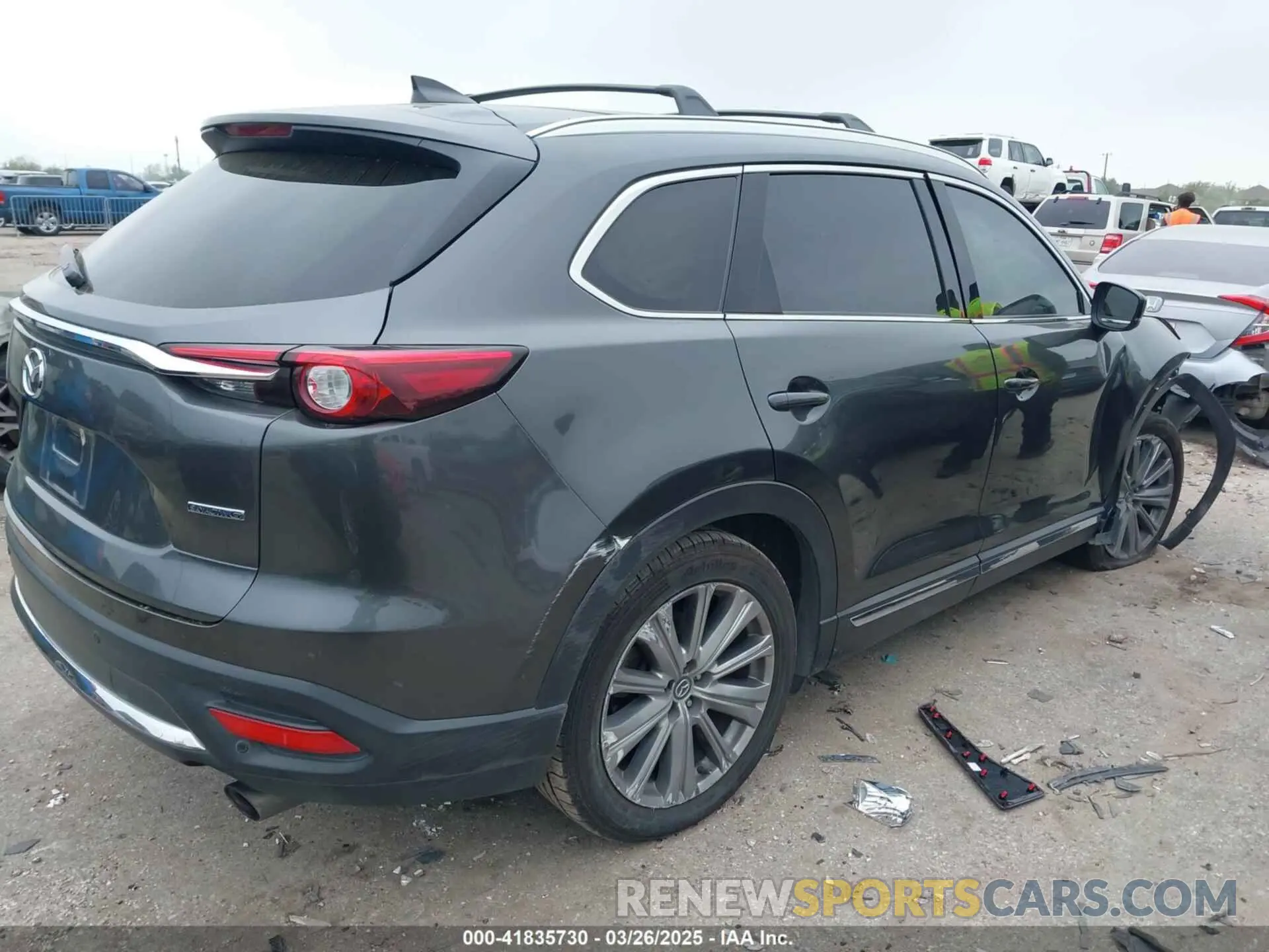 4 Photograph of a damaged car JM3TCBEY3M0505266 MAZDA CX-9 2021