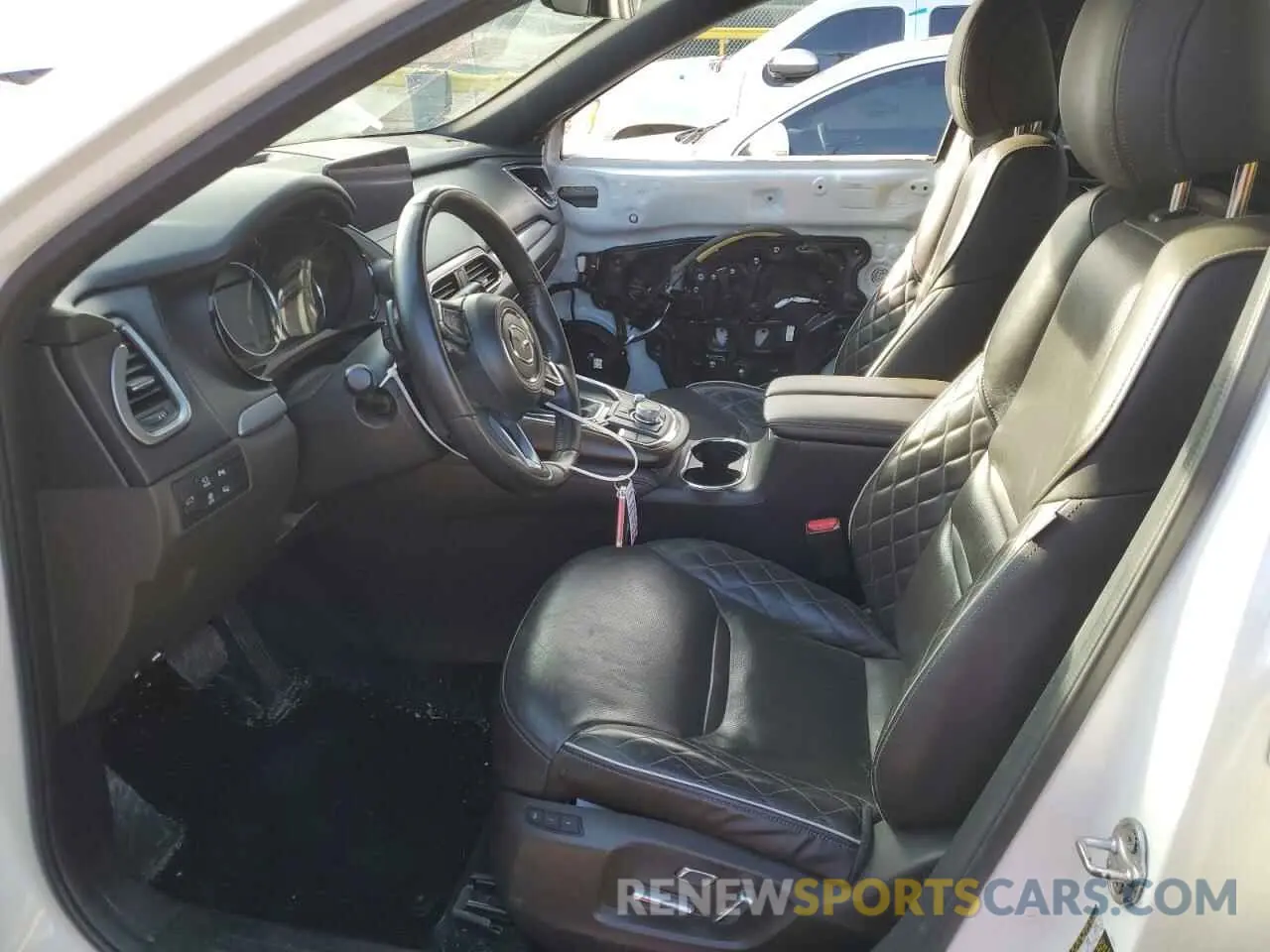 7 Photograph of a damaged car JM3TCBEY4M0504837 MAZDA CX-9 2021