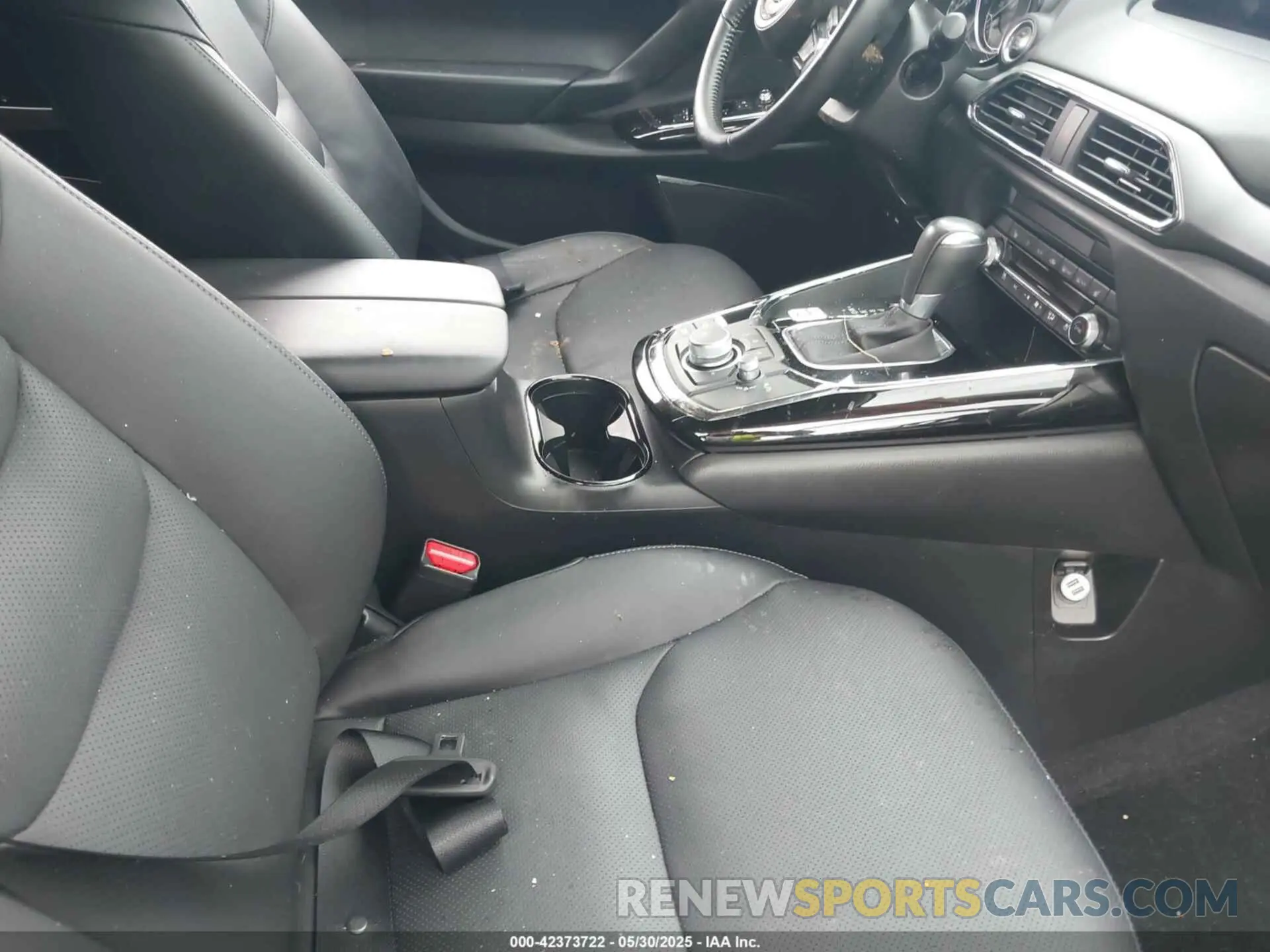 5 Photograph of a damaged car JM3TCBAY2N0619279 MAZDA CX-9 2022