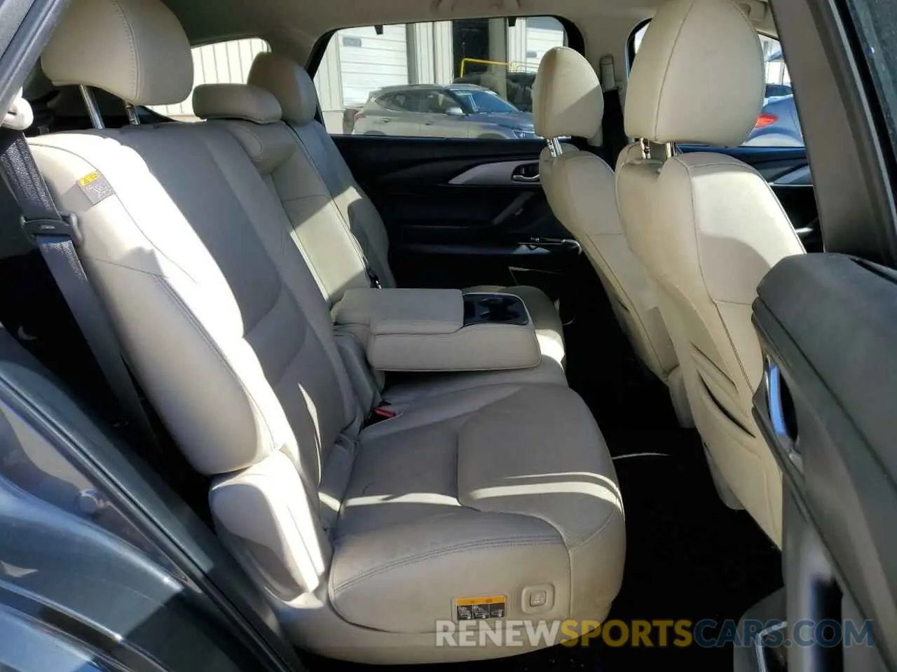 11 Photograph of a damaged car JM3TCBAY3N0609893 MAZDA CX-9 2022