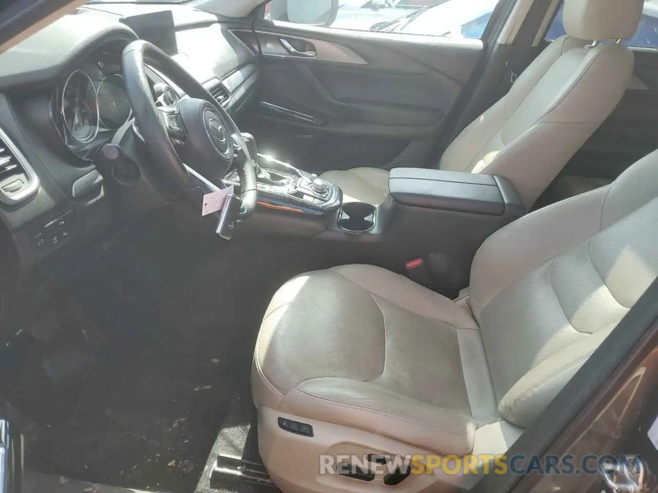 7 Photograph of a damaged car JM3TCBAY3N0609893 MAZDA CX-9 2022