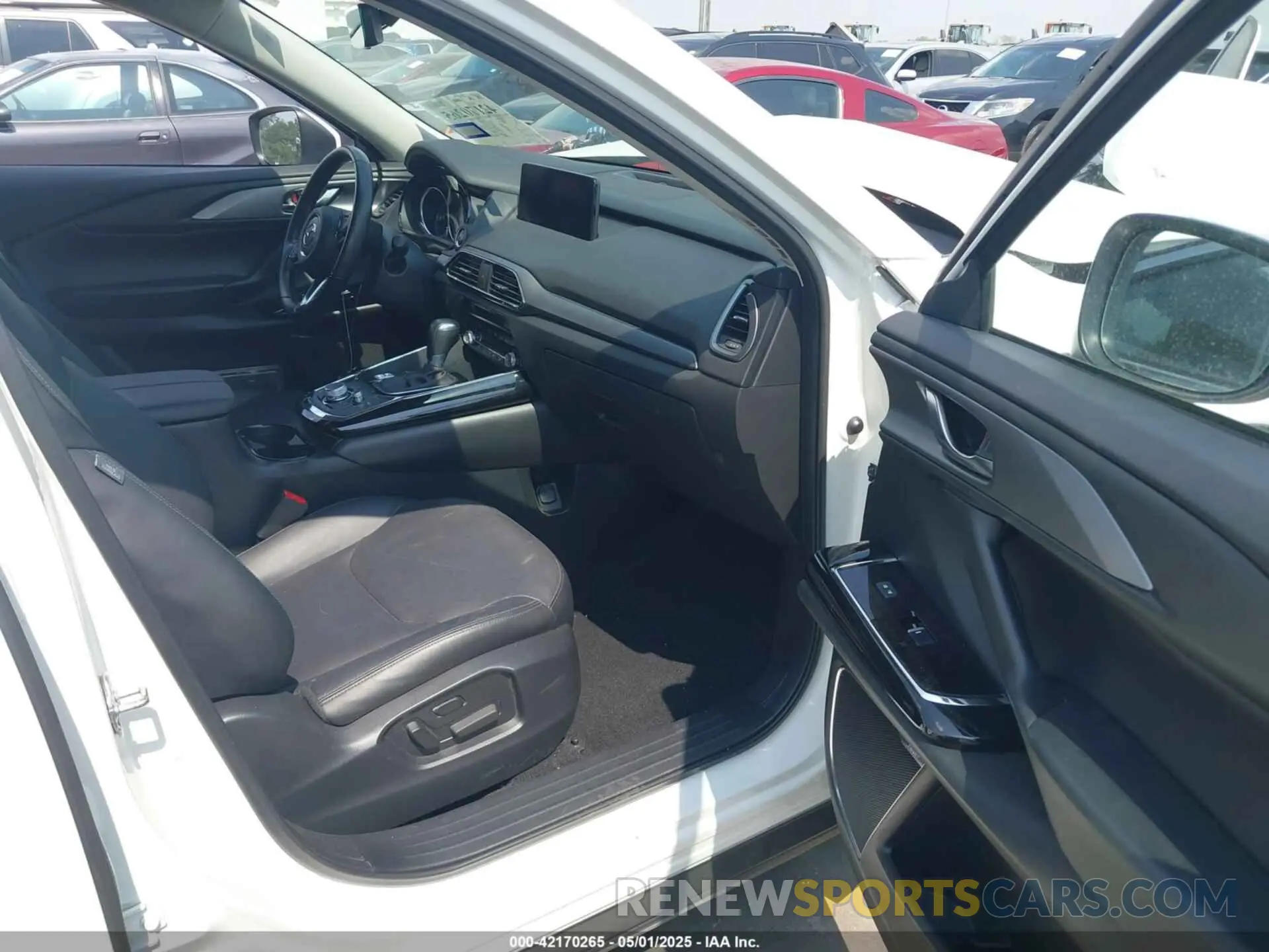 5 Photograph of a damaged car JM3TCBAY3N0626046 MAZDA CX-9 2022