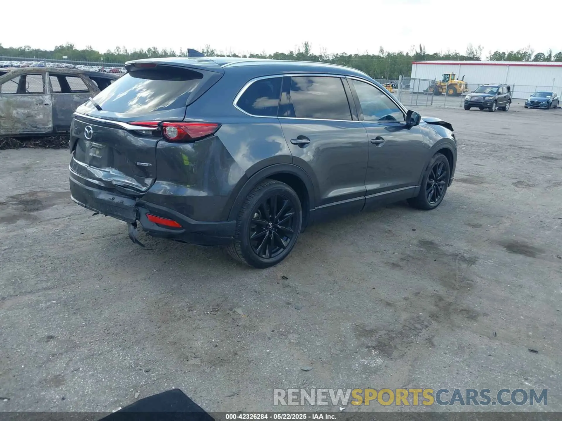 4 Photograph of a damaged car JM3TCBAY9N0624575 MAZDA CX-9 2022