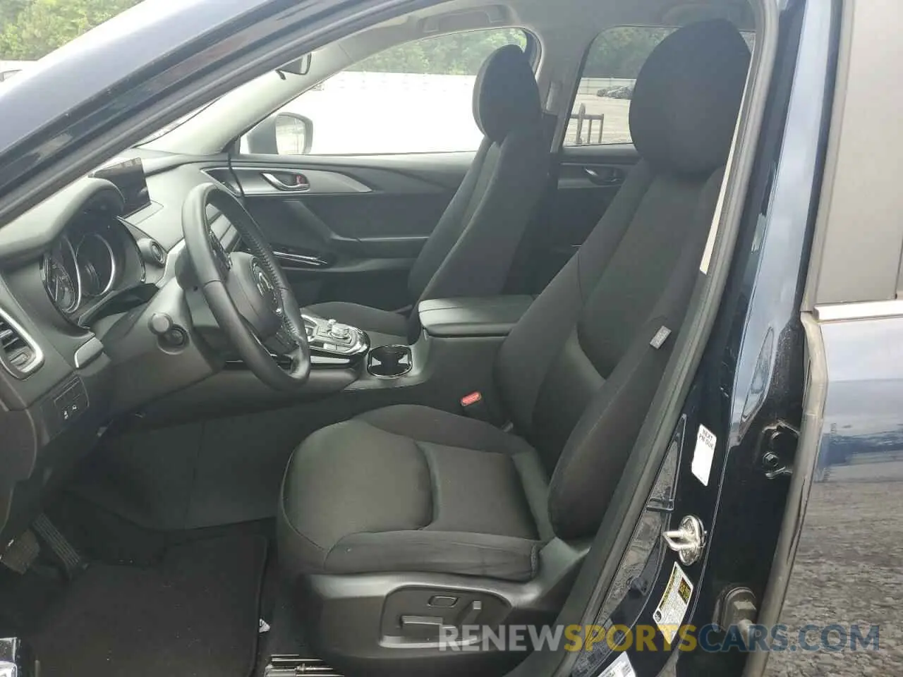 7 Photograph of a damaged car JM3TCBBY0N0608392 MAZDA CX-9 2022