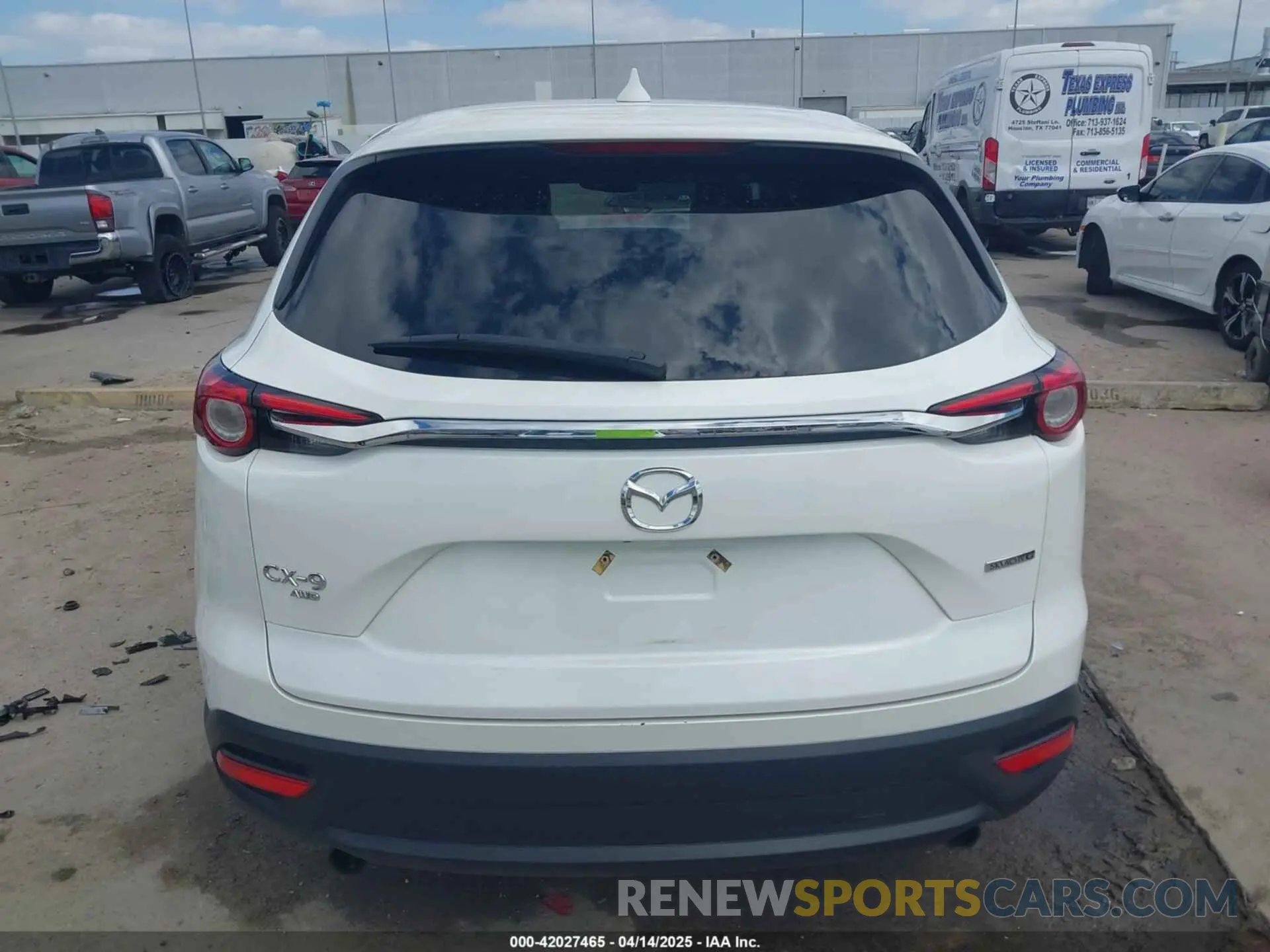 16 Photograph of a damaged car JM3TCBCY0N0608052 MAZDA CX-9 2022