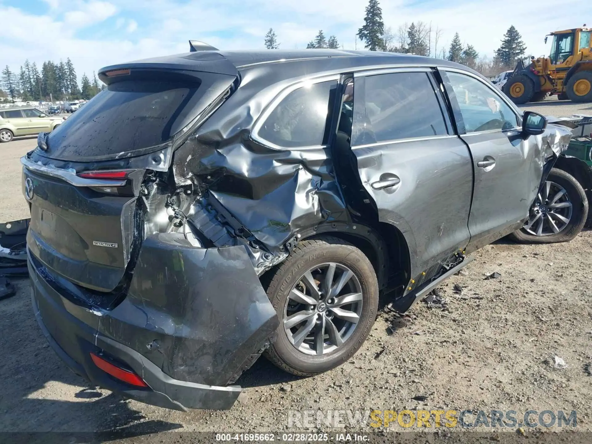4 Photograph of a damaged car JM3TCBCY2N0600700 MAZDA CX-9 2022