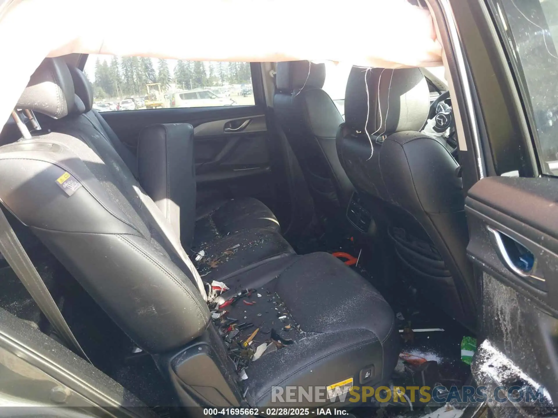 8 Photograph of a damaged car JM3TCBCY2N0600700 MAZDA CX-9 2022