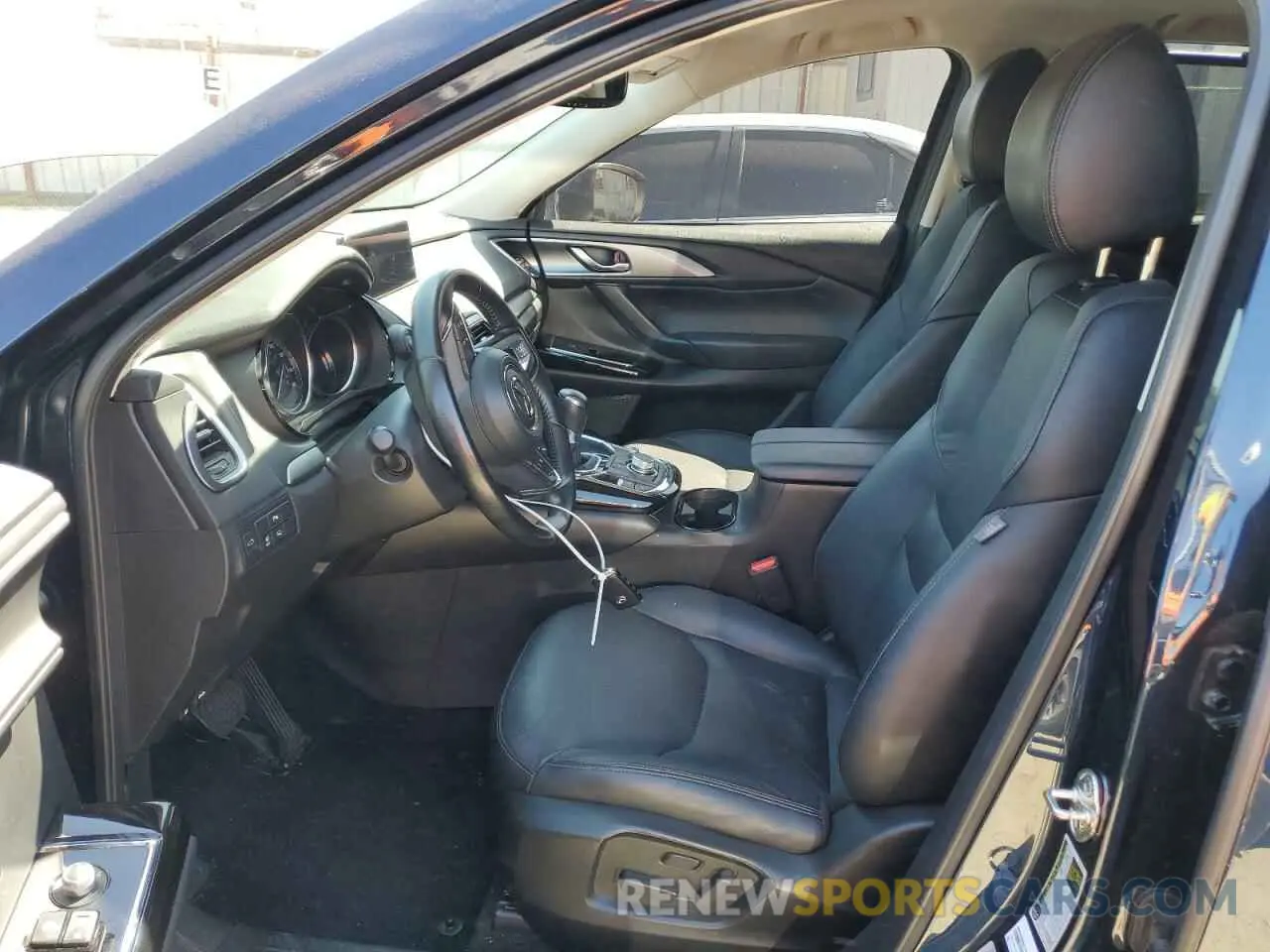 7 Photograph of a damaged car JM3TCBCY5N0627731 MAZDA CX-9 2022