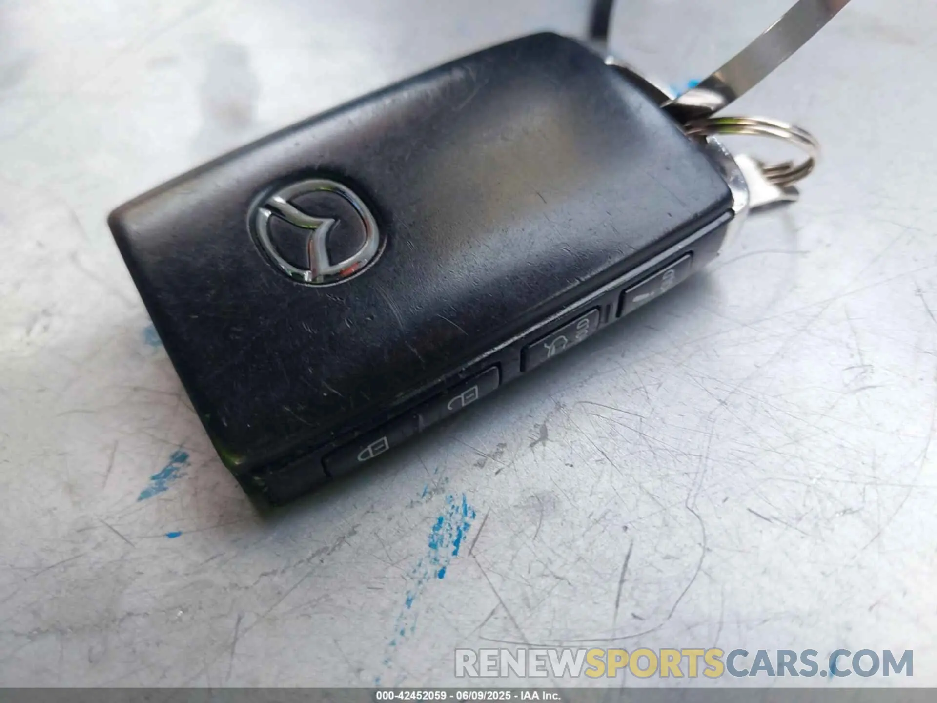 11 Photograph of a damaged car JM3TCBDY1N0611766 MAZDA CX-9 2022