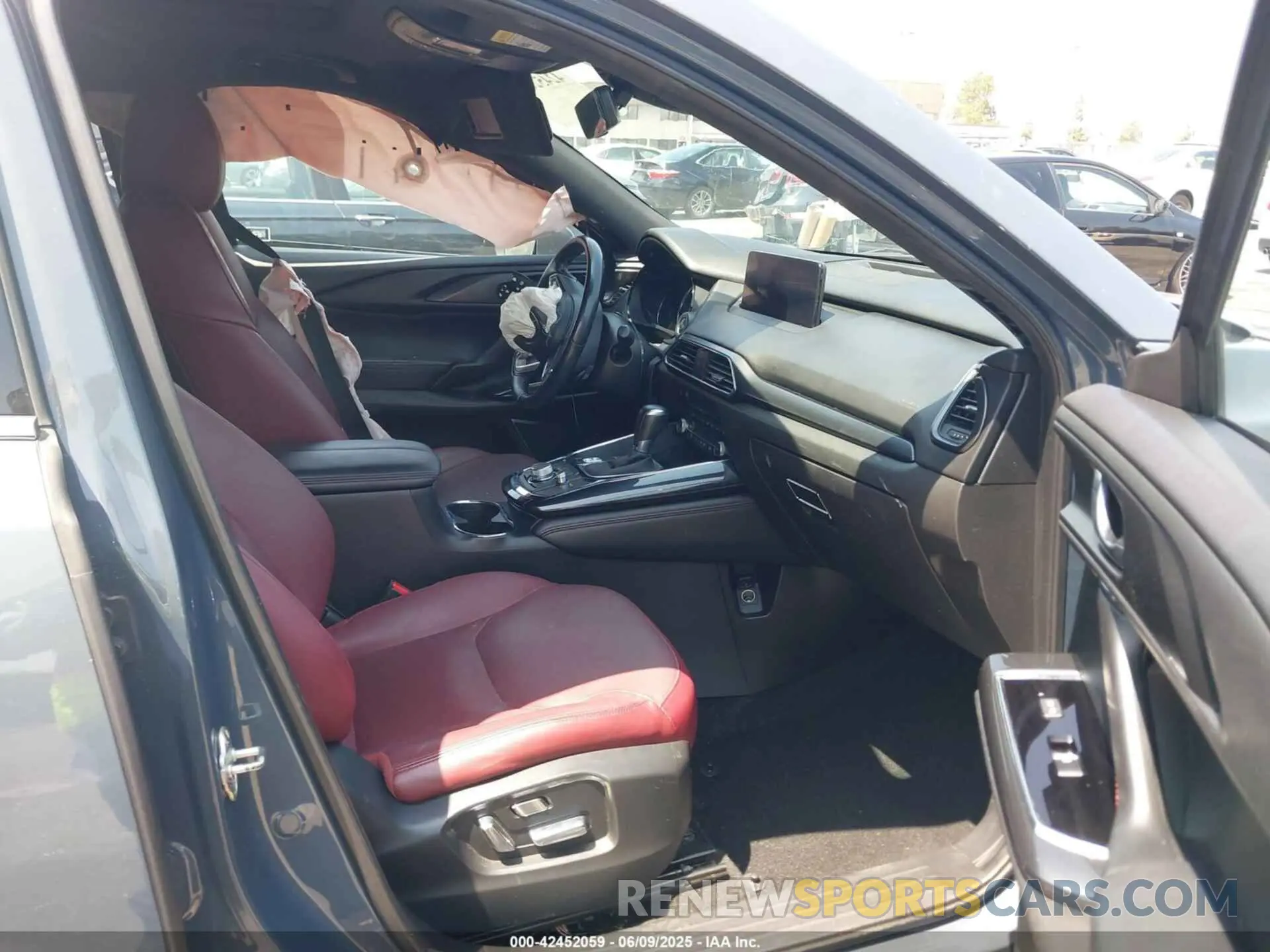 5 Photograph of a damaged car JM3TCBDY1N0611766 MAZDA CX-9 2022
