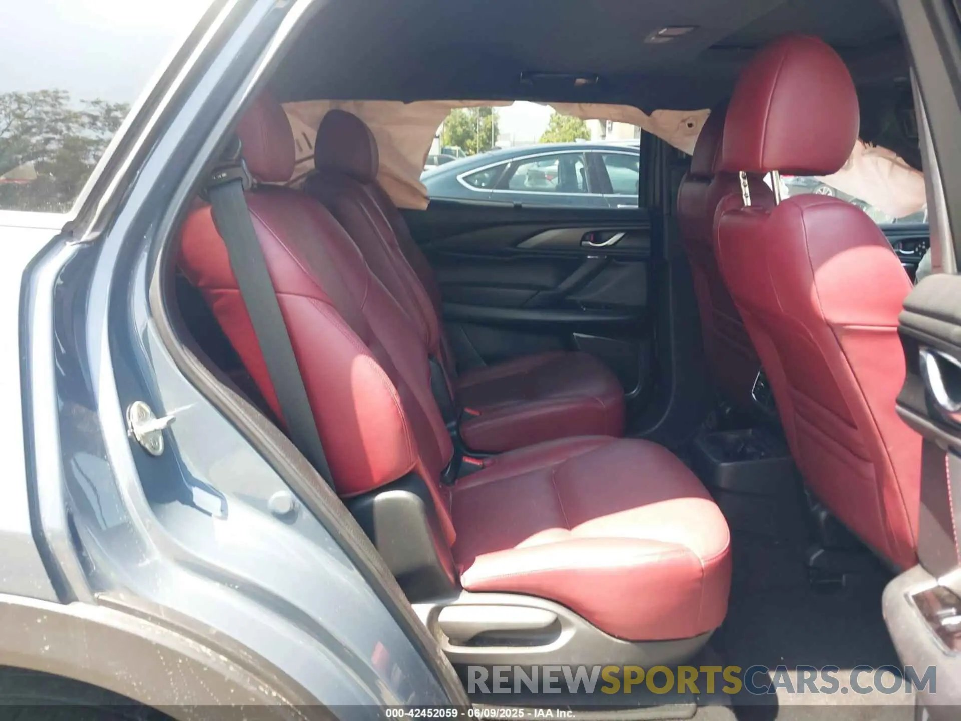 8 Photograph of a damaged car JM3TCBDY1N0611766 MAZDA CX-9 2022
