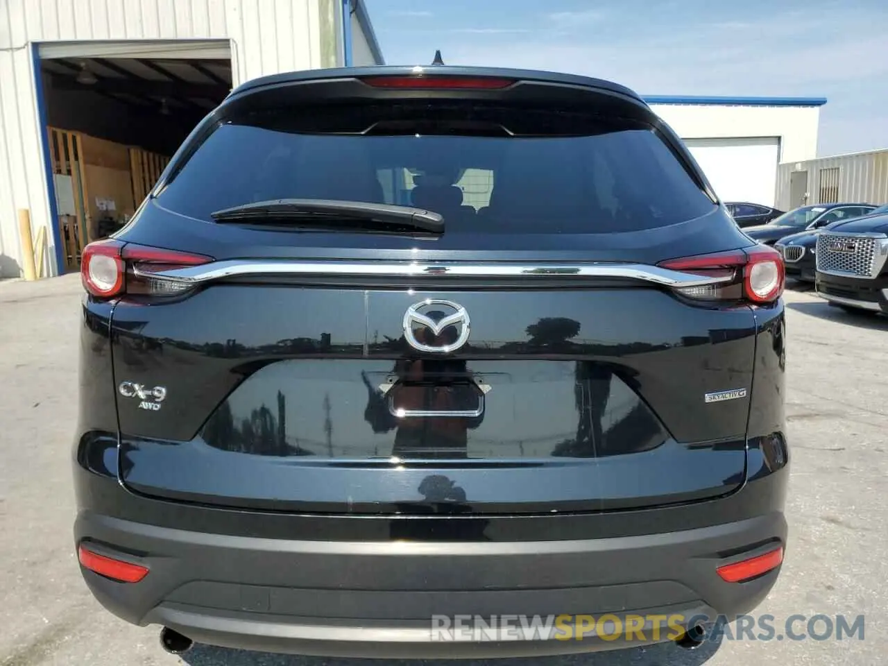 6 Photograph of a damaged car JM3TCBAY3P0657042 MAZDA CX-9 2023