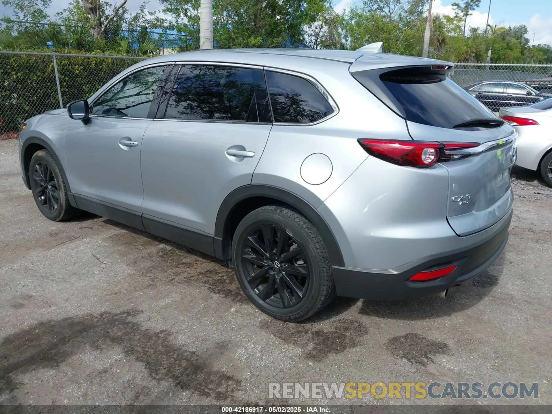 3 Photograph of a damaged car JM3TCBAY7P0652913 MAZDA CX-9 2023