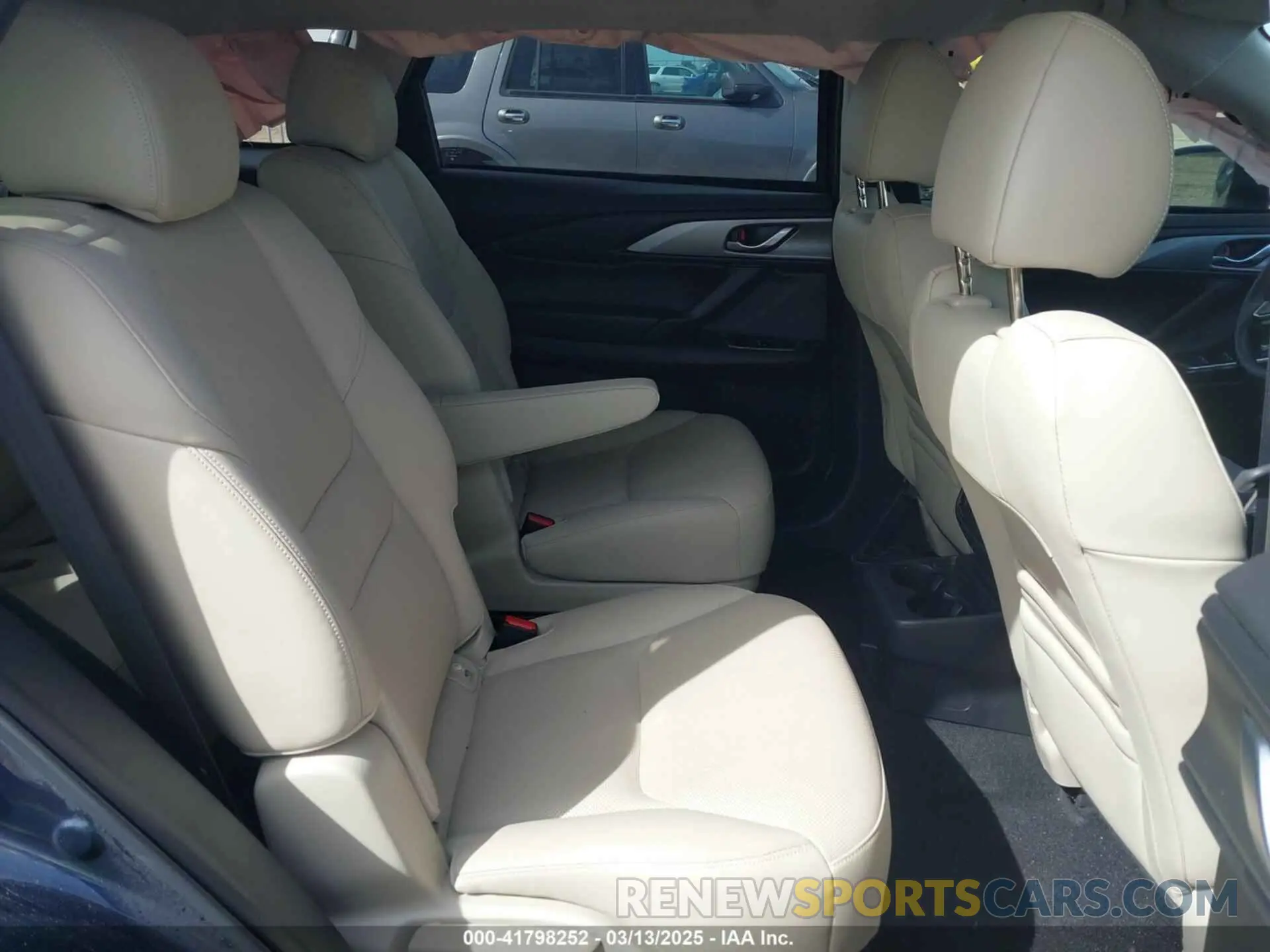 8 Photograph of a damaged car JM3TCBCY1P0642455 MAZDA CX-9 2023
