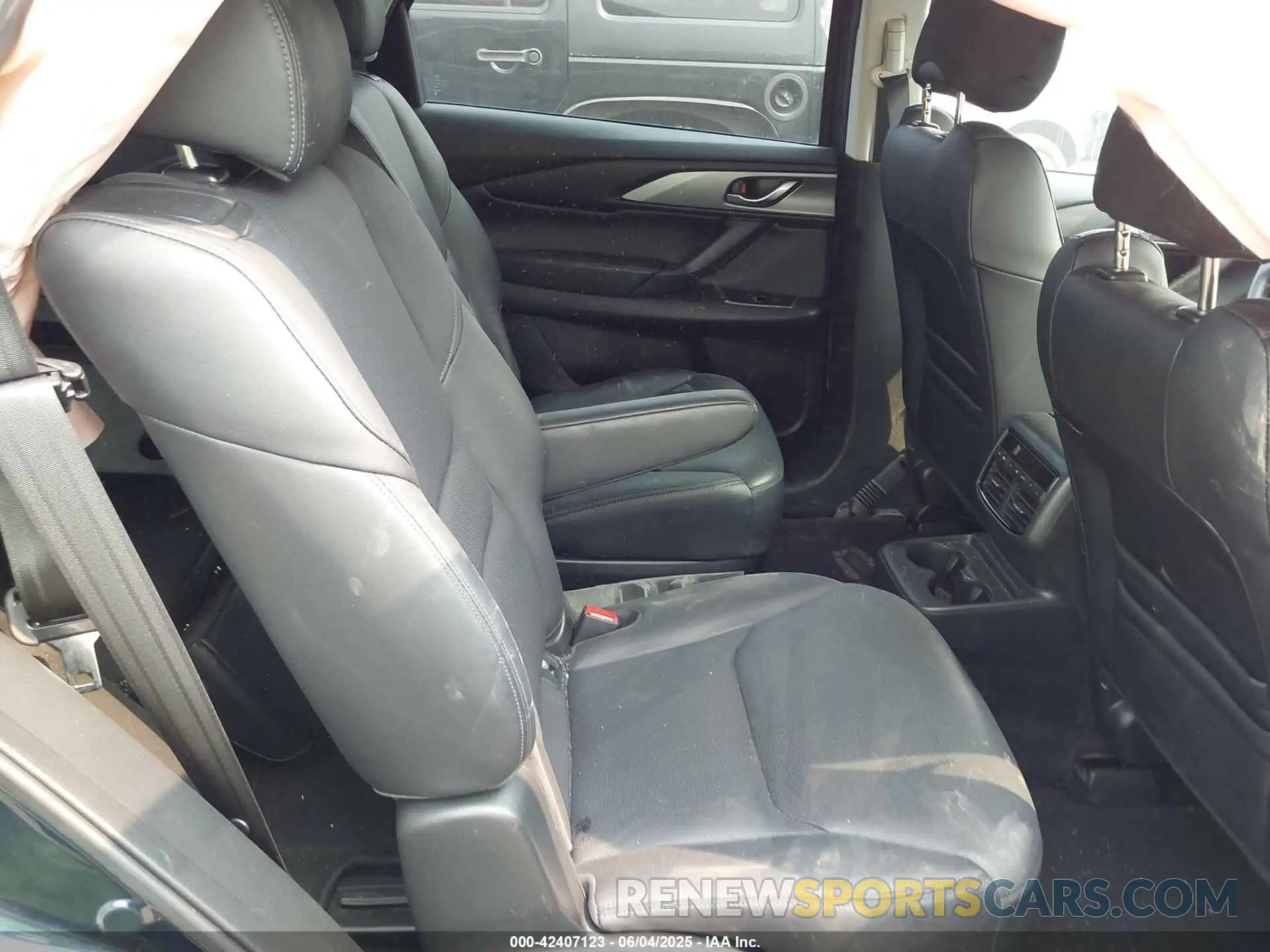 8 Photograph of a damaged car JM3TCBCY6P0642838 MAZDA CX-9 2023