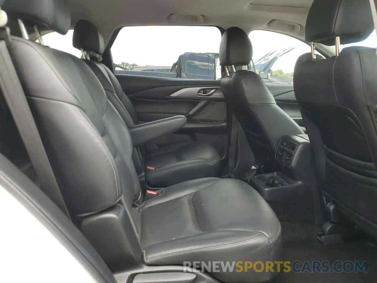 11 Photograph of a damaged car JM3TCBCY6P0647537 MAZDA CX-9 2023