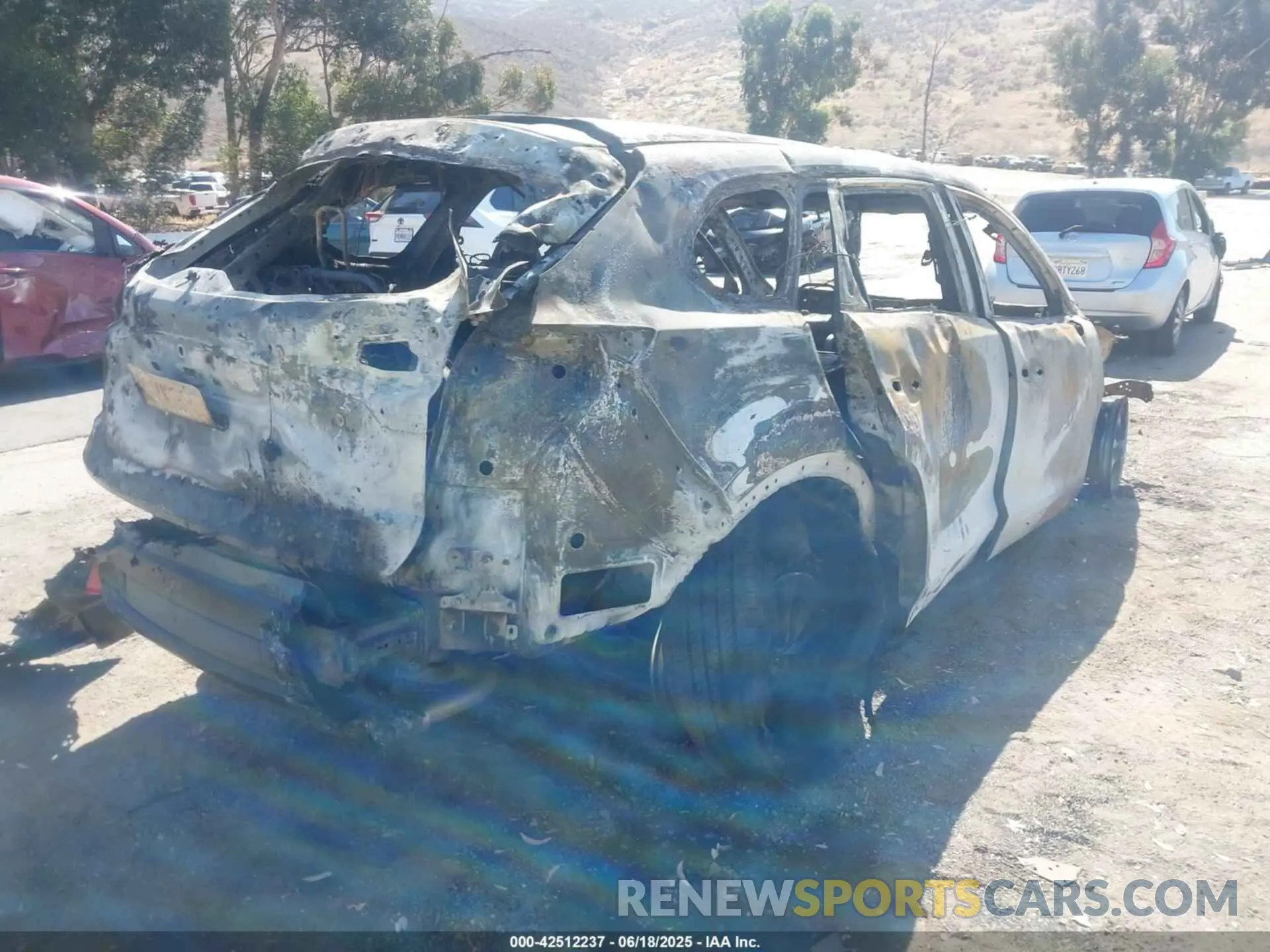 4 Photograph of a damaged car JM3TCBCY9P0655633 MAZDA CX-9 2023