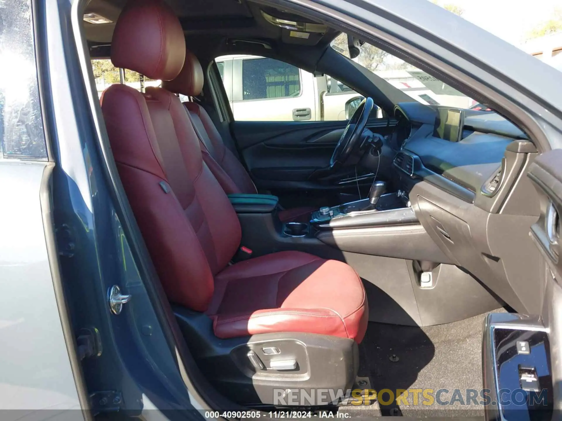 5 Photograph of a damaged car JM3TCBDY1P0630191 MAZDA CX-9 2023