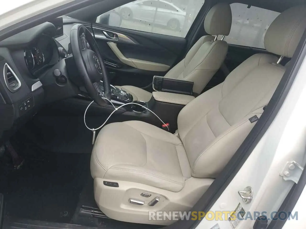 7 Photograph of a damaged car JM3TCBDY8P0641026 MAZDA CX-9 2023