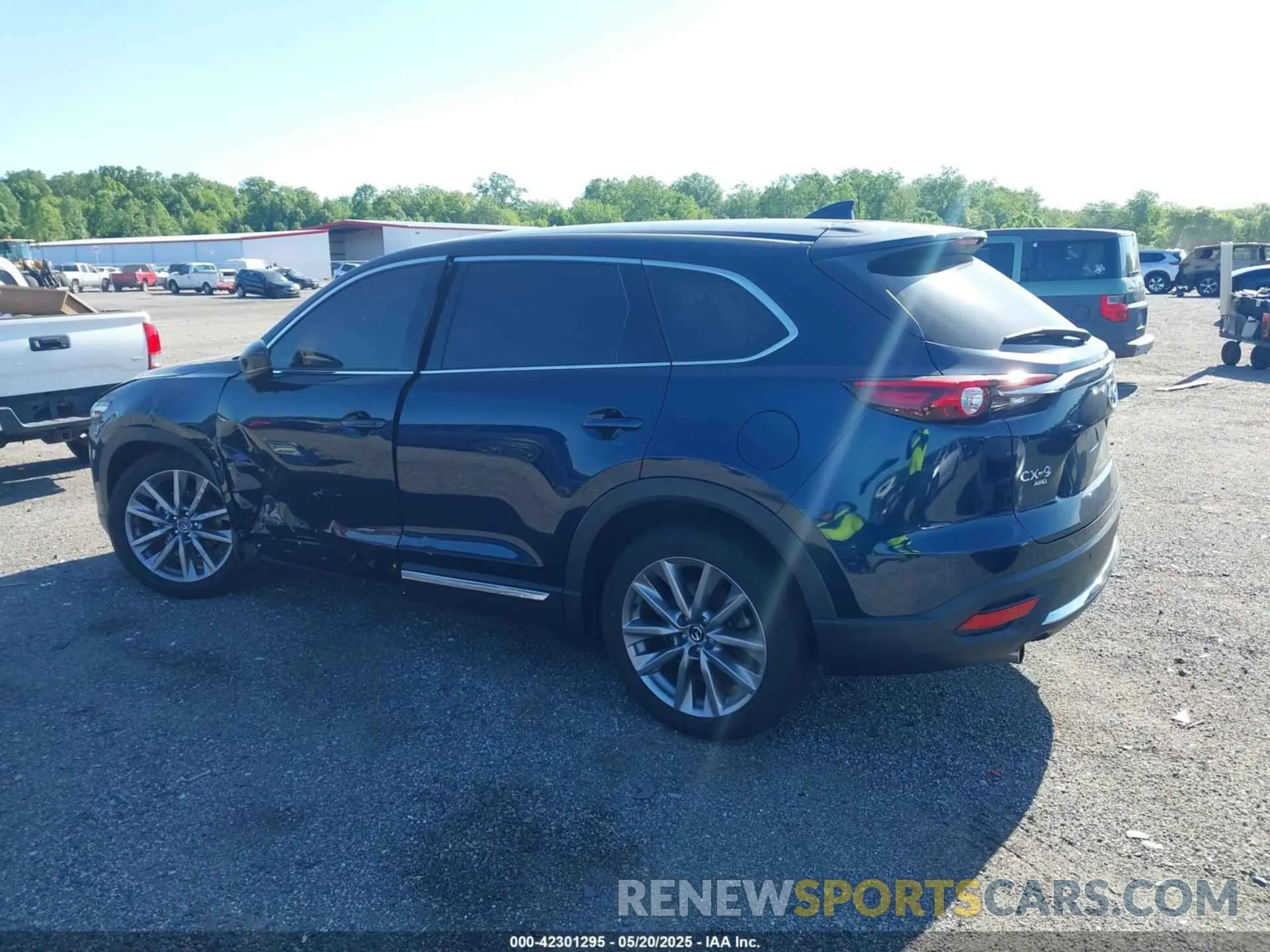 13 Photograph of a damaged car JM3TCBDY9P0633470 MAZDA CX-9 2023