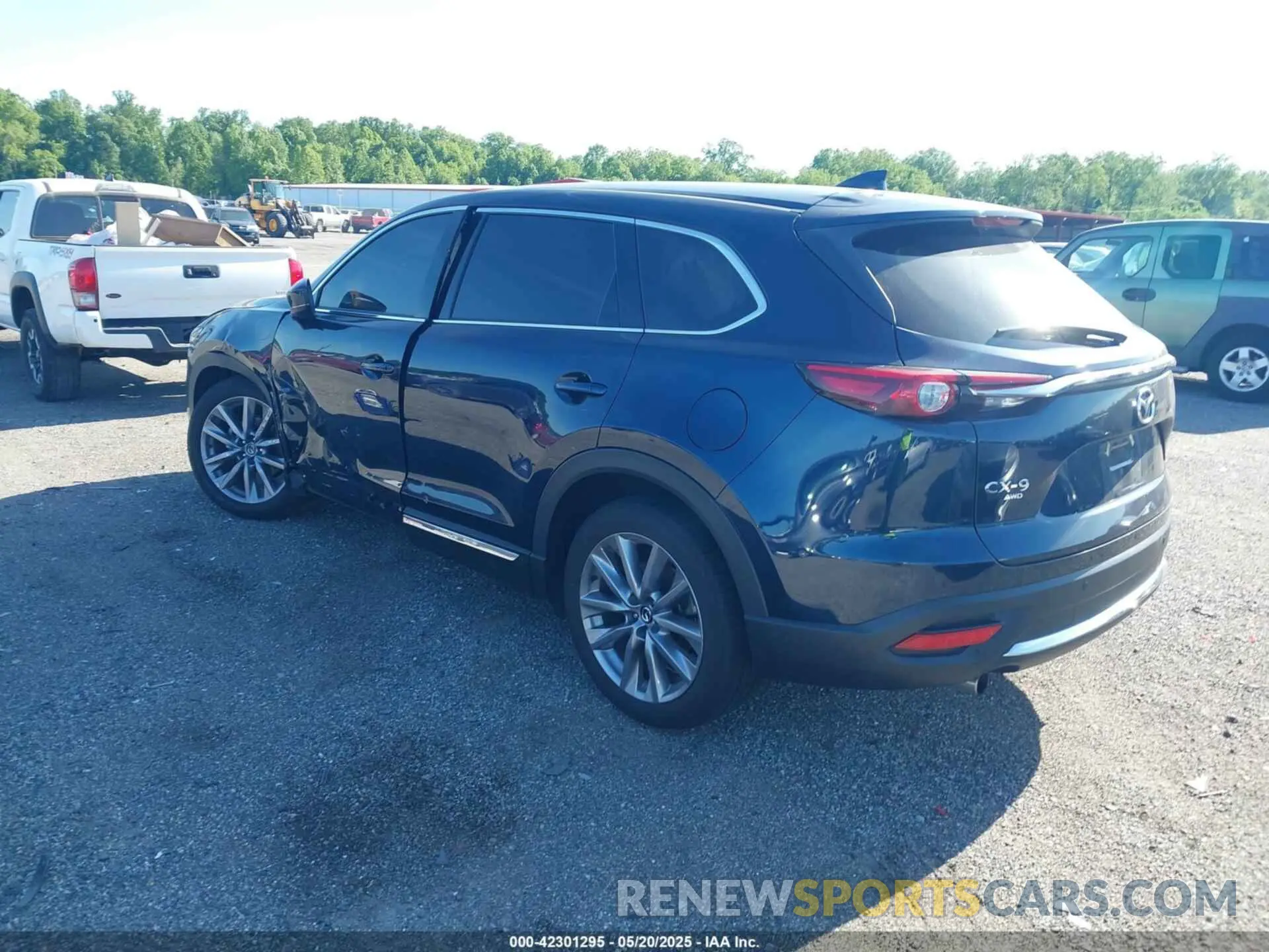 3 Photograph of a damaged car JM3TCBDY9P0633470 MAZDA CX-9 2023
