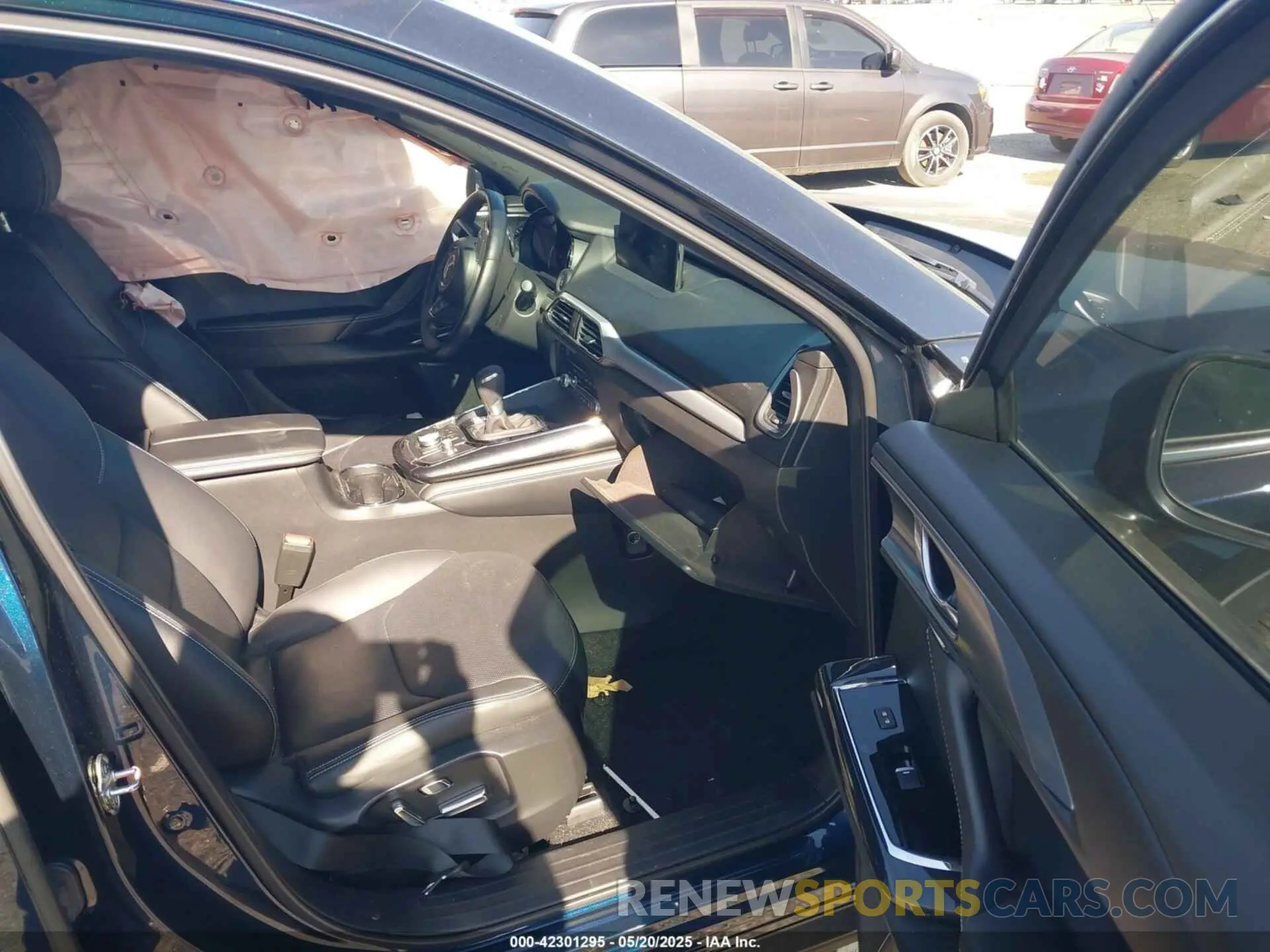 5 Photograph of a damaged car JM3TCBDY9P0633470 MAZDA CX-9 2023