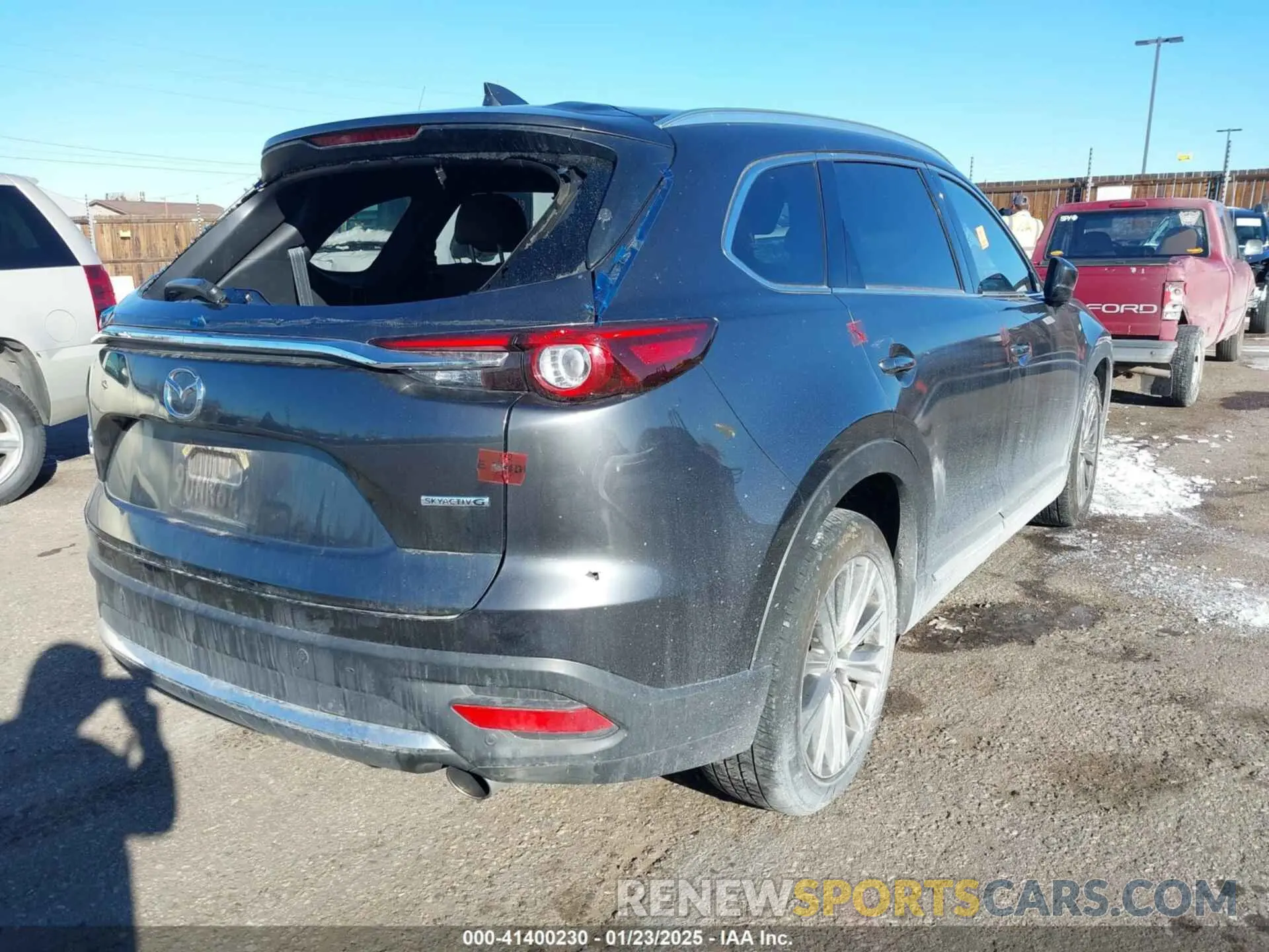 4 Photograph of a damaged car JM3TCBEY1P0634465 MAZDA CX-9 2023