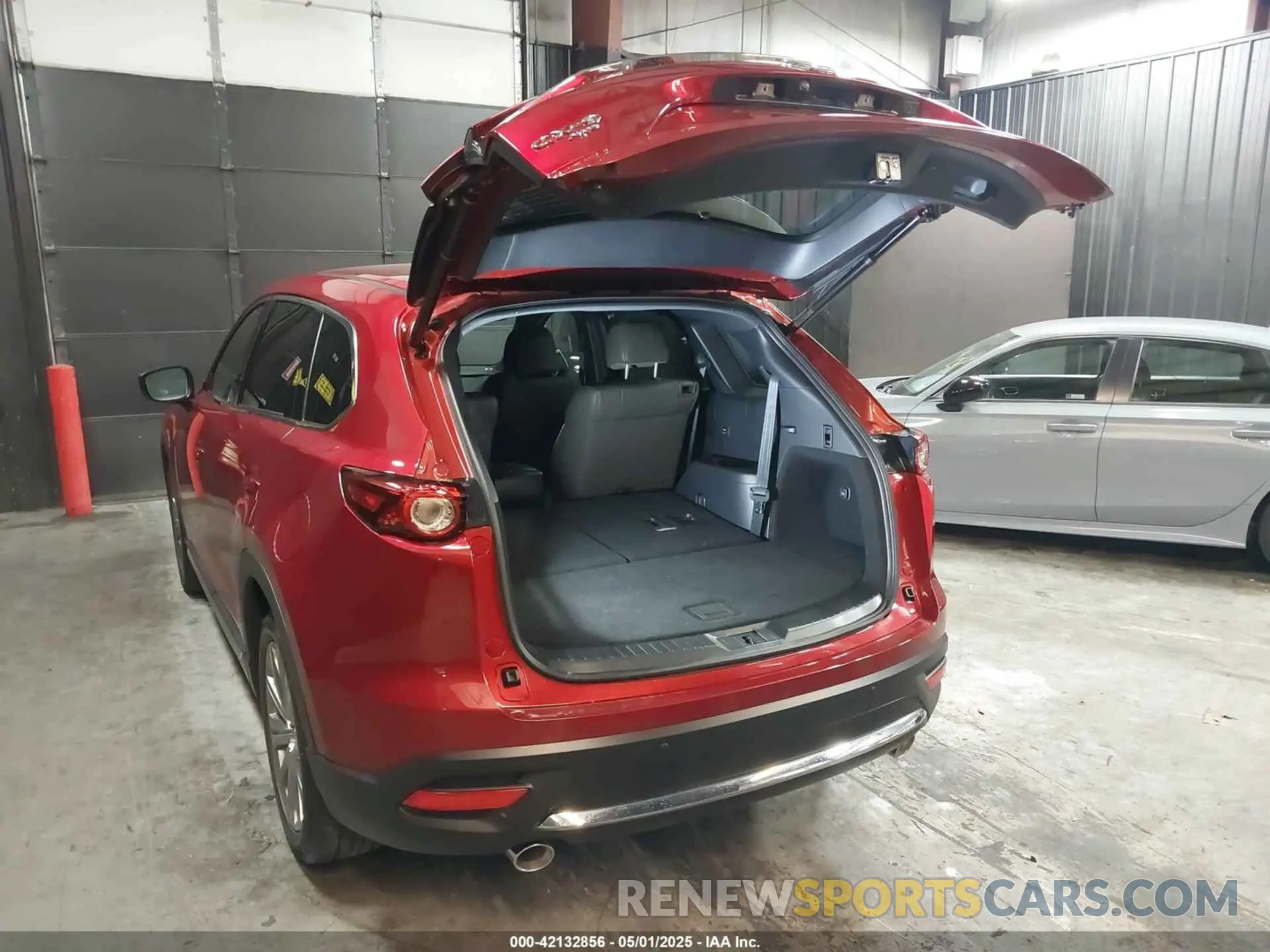 3 Photograph of a damaged car JM3TCBEY4P0634153 MAZDA CX-9 2023