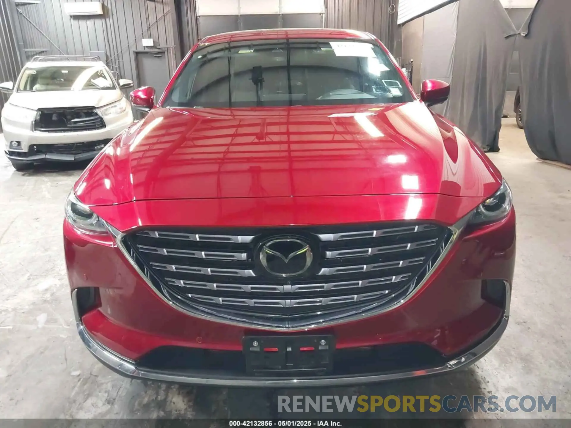 6 Photograph of a damaged car JM3TCBEY4P0634153 MAZDA CX-9 2023
