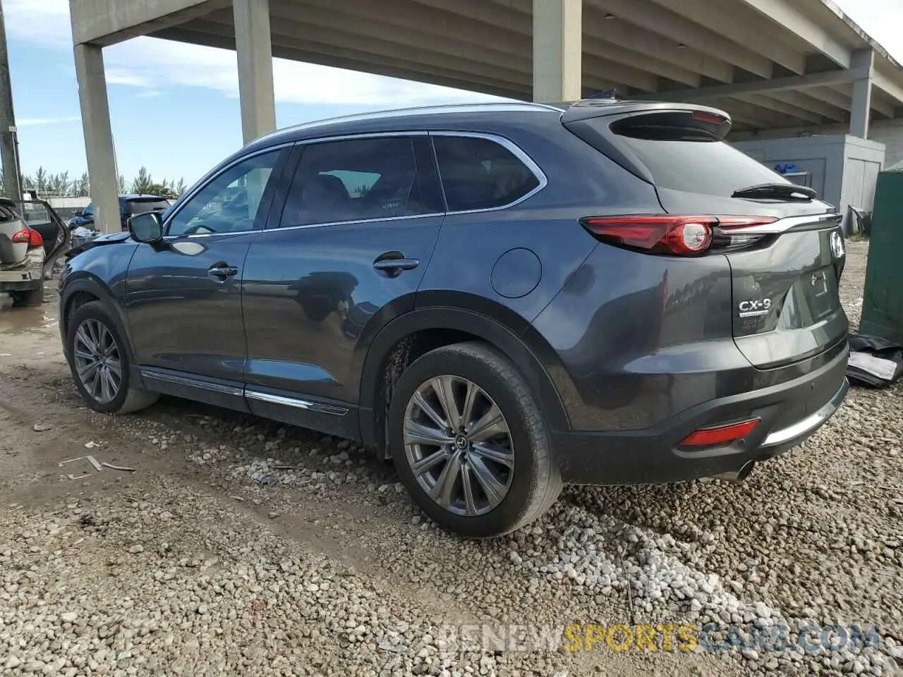 2 Photograph of a damaged car JM3TCBEYXP0632844 MAZDA CX-9 2023