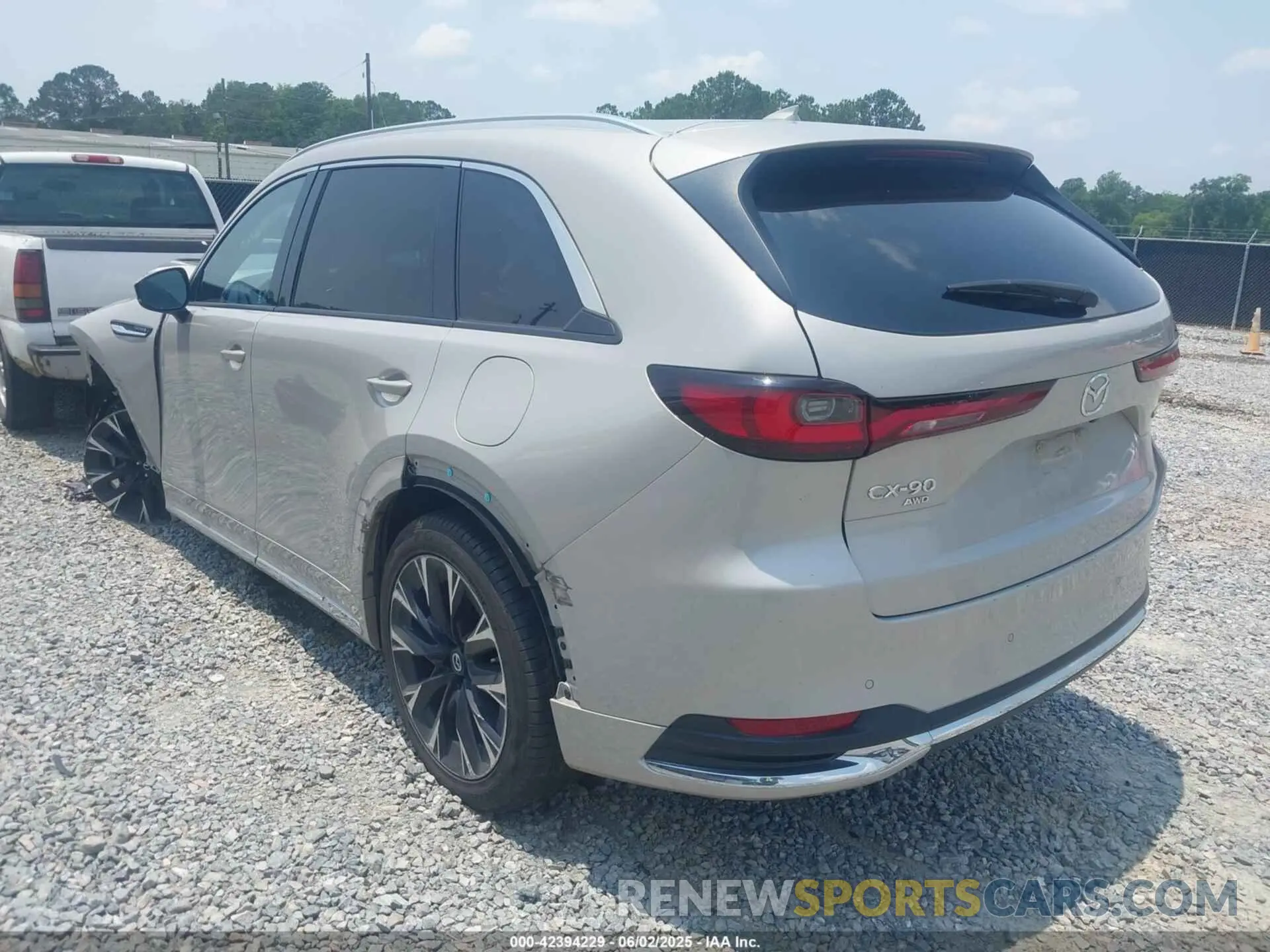 3 Photograph of a damaged car JM3KK1HC0R1135680 MAZDA CX-90 2024