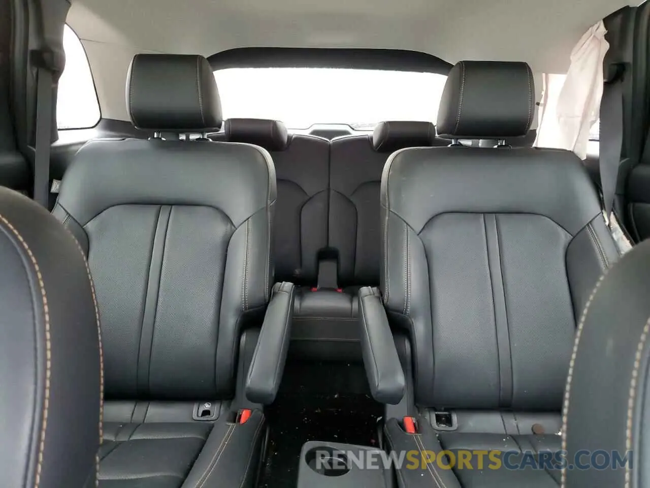 10 Photograph of a damaged car JM3KK1HC7R1131674 MAZDA CX-90 2024
