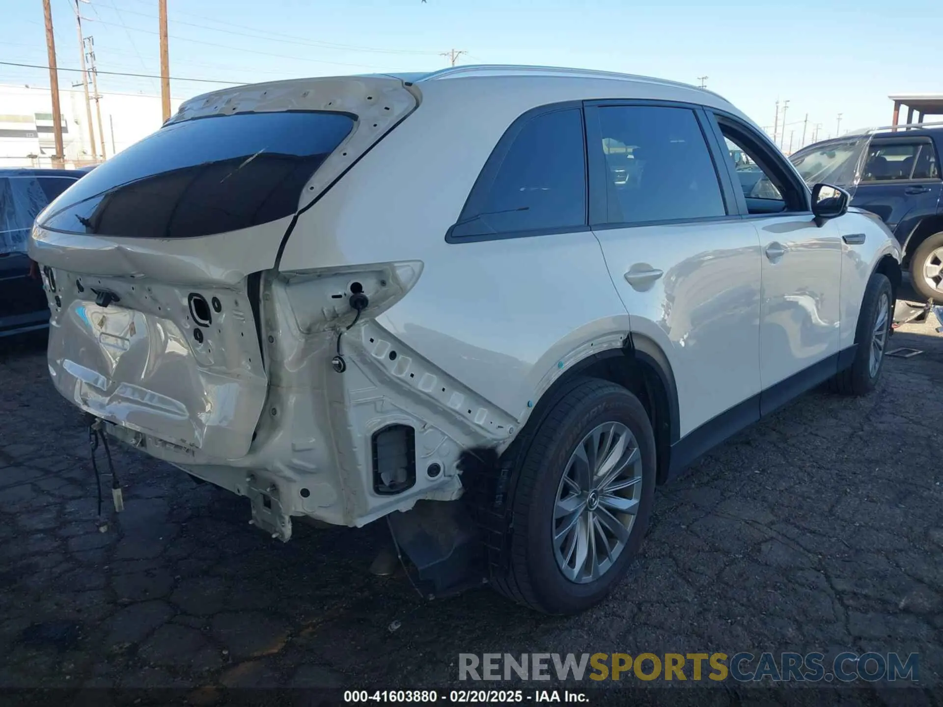 4 Photograph of a damaged car JM3KKAHD2R1118016 MAZDA CX-90 2024