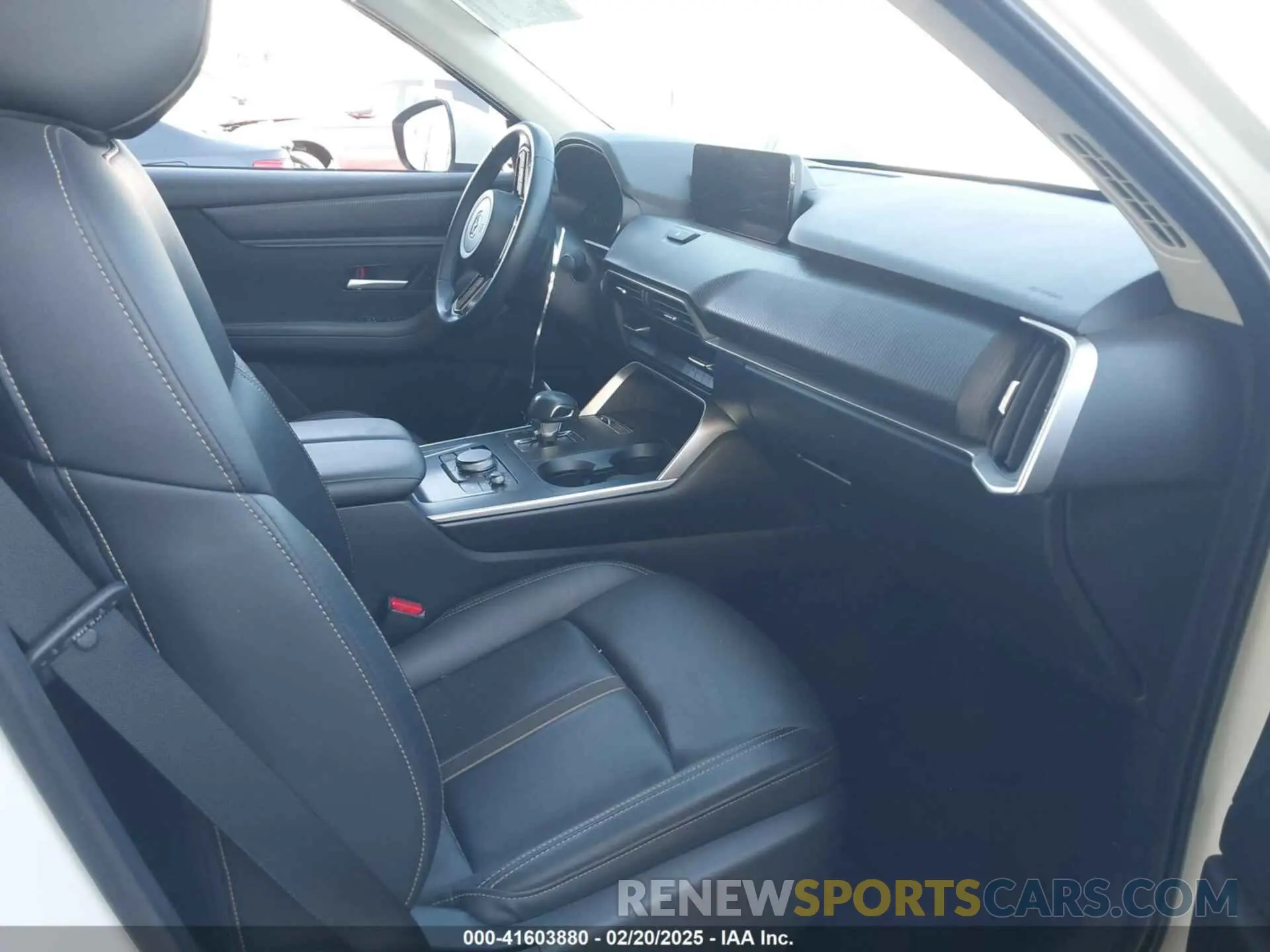 5 Photograph of a damaged car JM3KKAHD2R1118016 MAZDA CX-90 2024