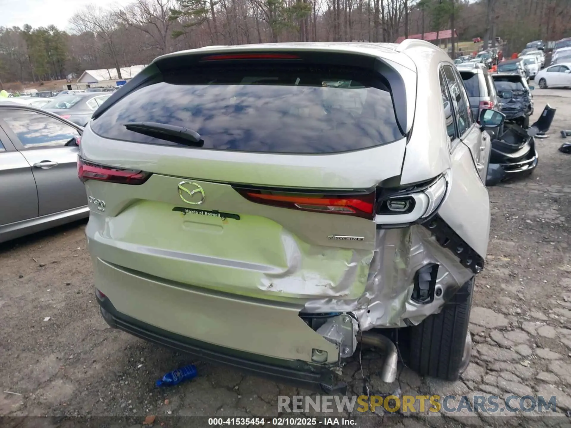 16 Photograph of a damaged car JM3KKBHD2R1149210 MAZDA CX-90 2024