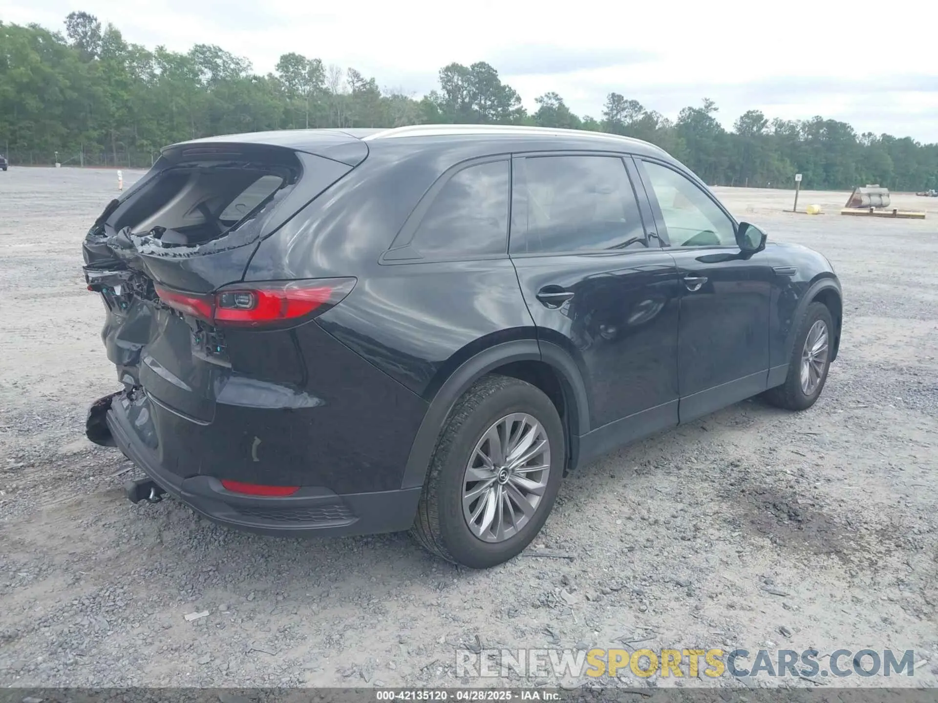 4 Photograph of a damaged car JM3KKBHD6R1118705 MAZDA CX-90 2024