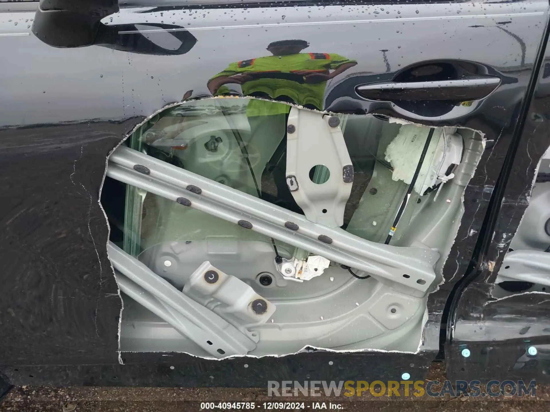 19 Photograph of a damaged car JM3KKBHD9R1179868 MAZDA CX-90 2024