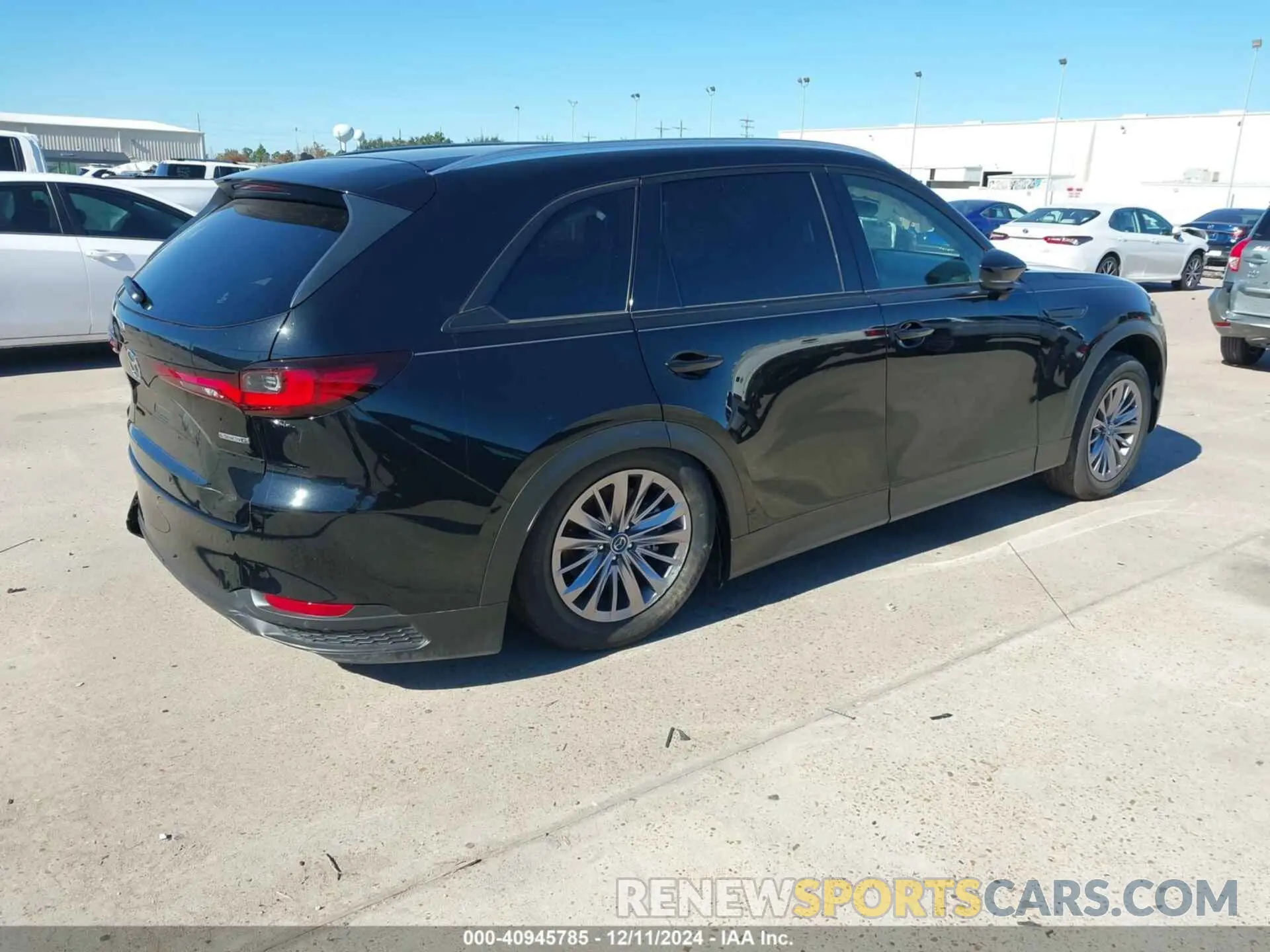4 Photograph of a damaged car JM3KKBHD9R1179868 MAZDA CX-90 2024