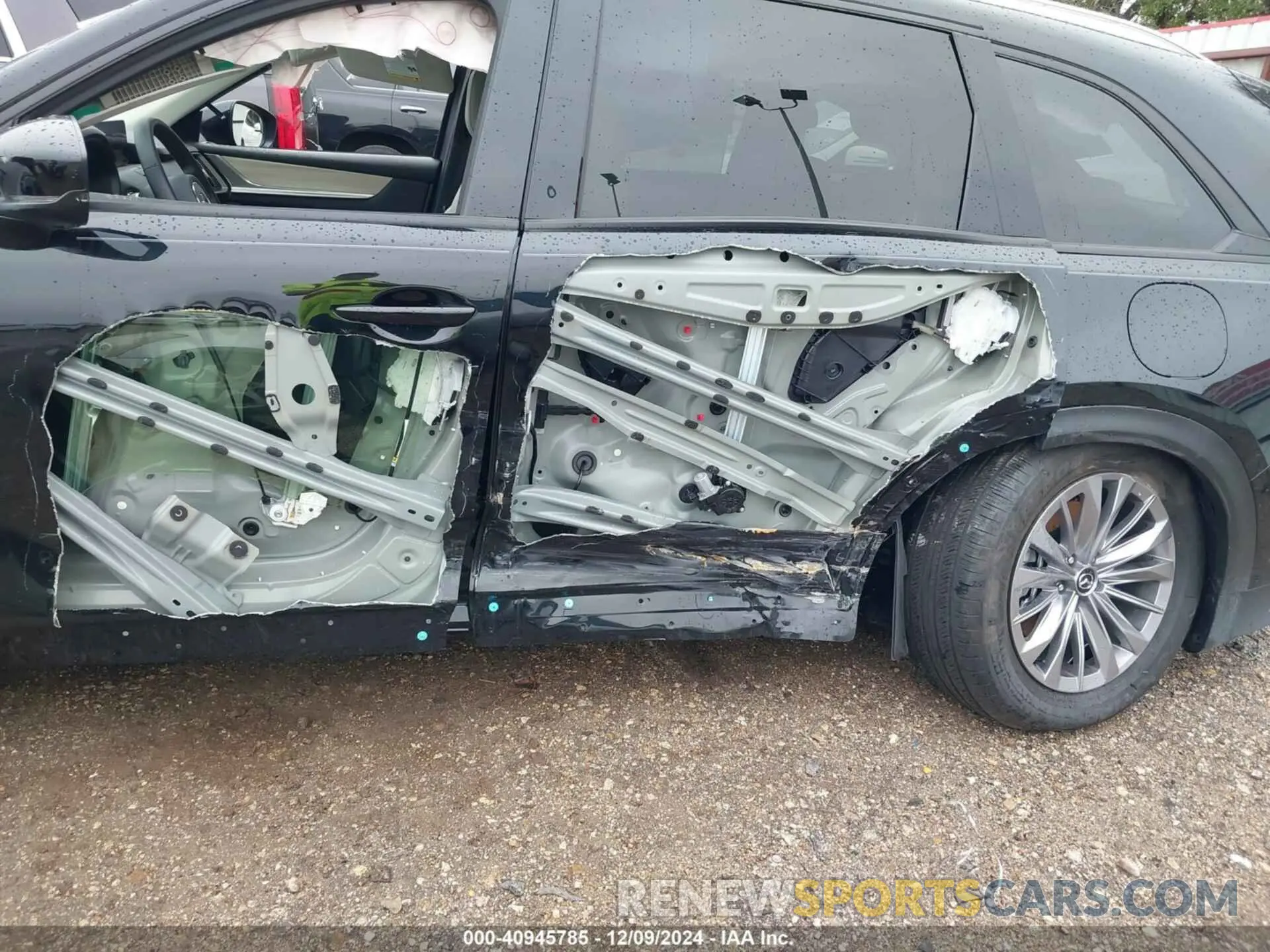 6 Photograph of a damaged car JM3KKBHD9R1179868 MAZDA CX-90 2024