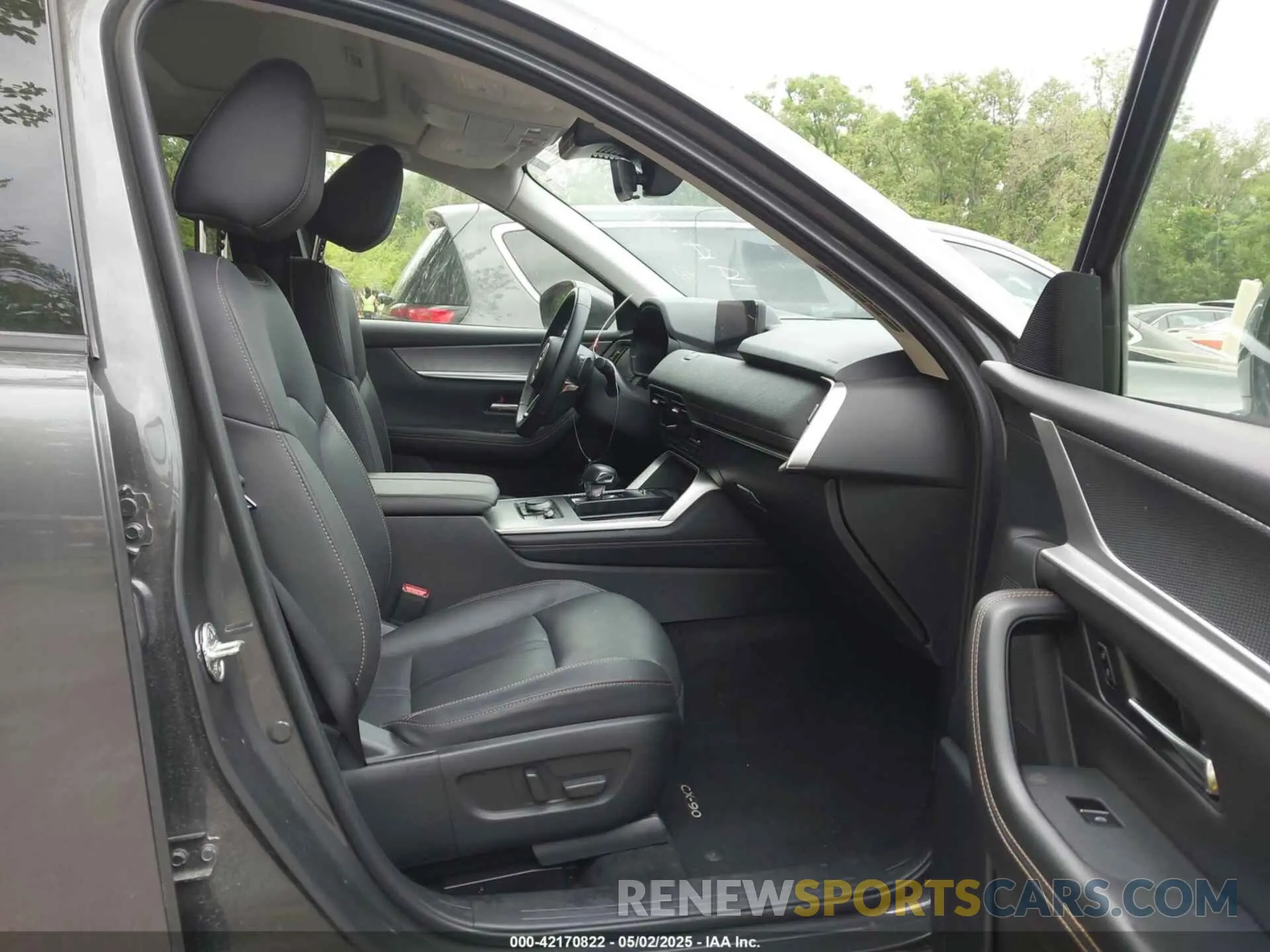 5 Photograph of a damaged car JM3KKCHD3R1161534 MAZDA CX-90 2024