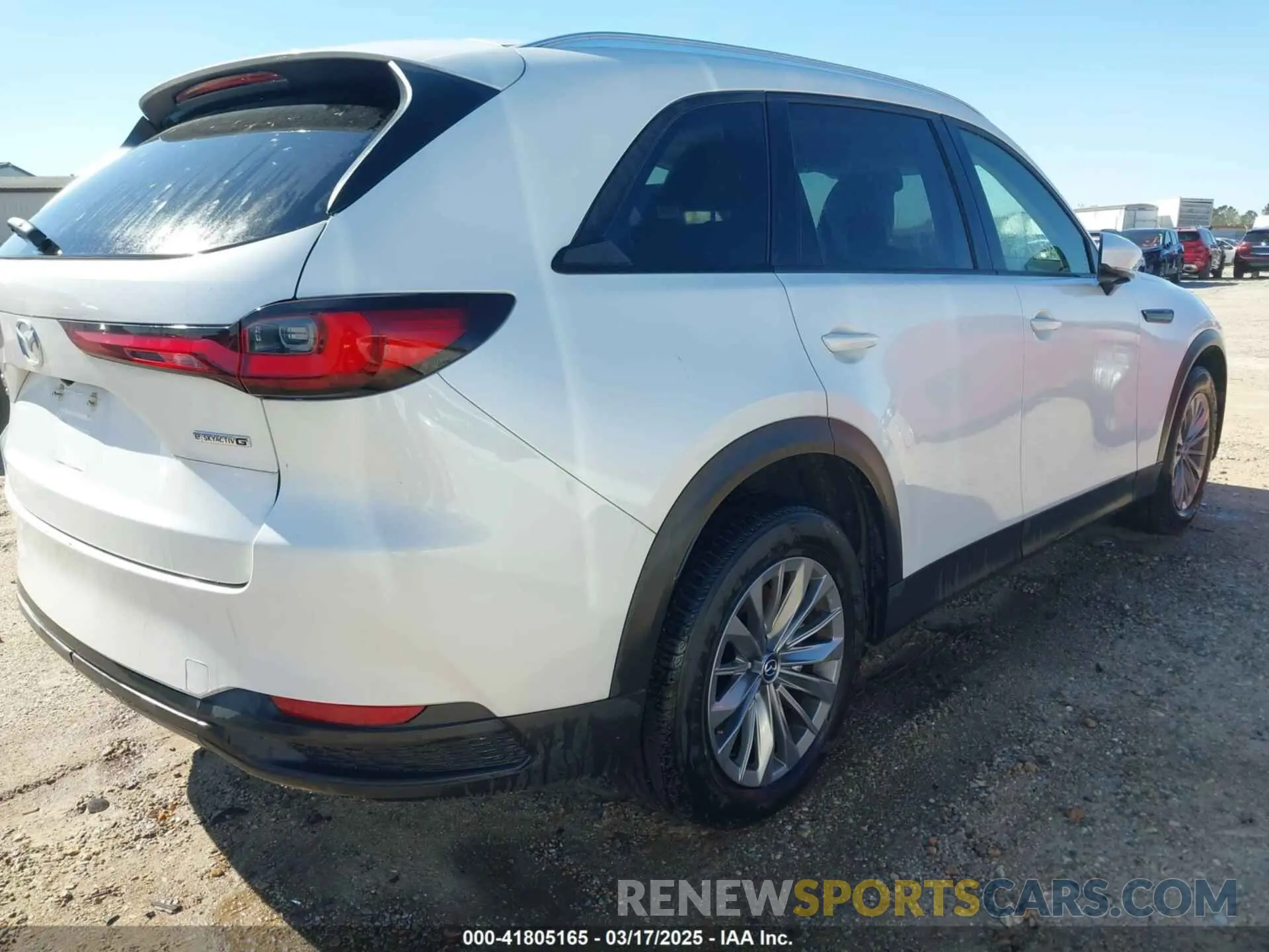 4 Photograph of a damaged car JM3KKCHD9R1154958 MAZDA CX-90 2024