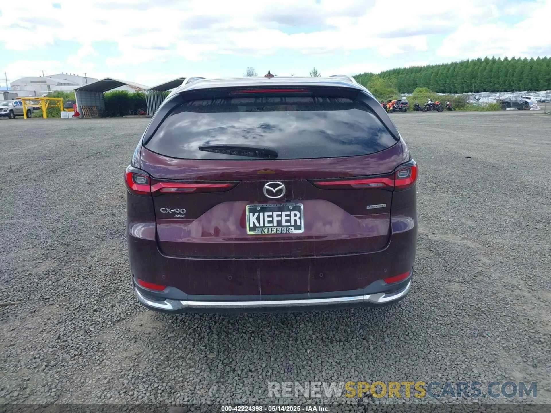 17 Photograph of a damaged car JM3KKDHD0R1108232 MAZDA CX-90 2024