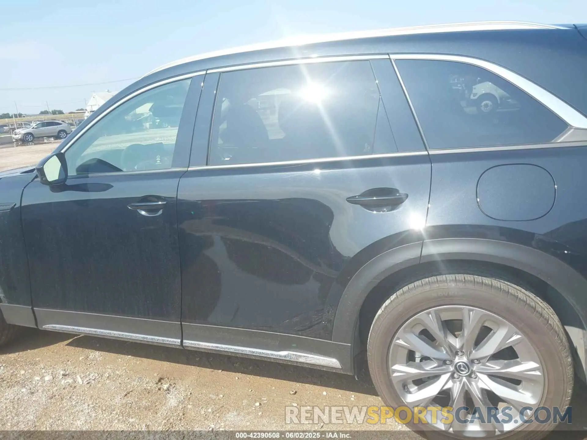 14 Photograph of a damaged car JM3KKDHD2R1162678 MAZDA CX-90 2024