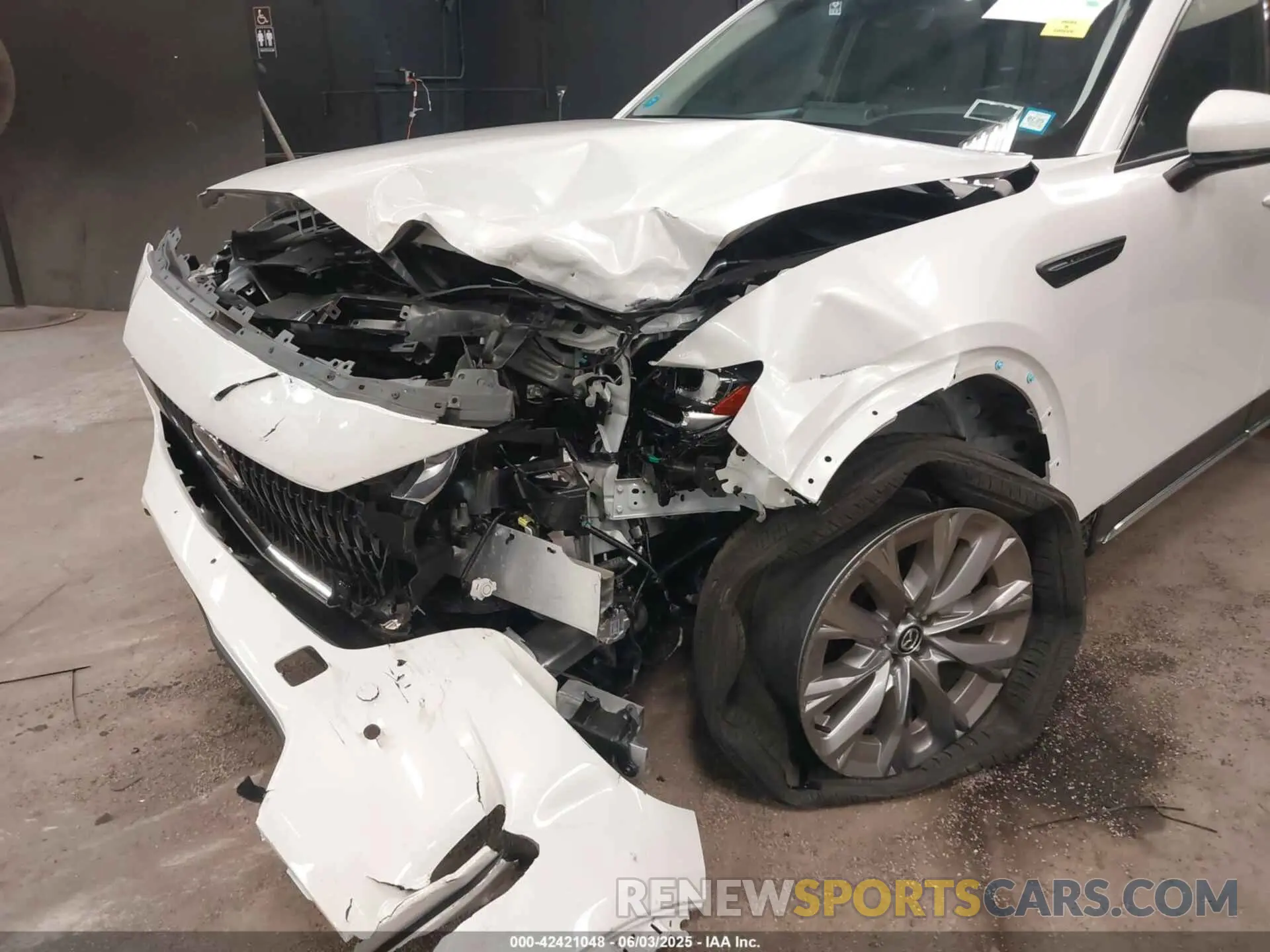 18 Photograph of a damaged car JM3KKDHD2R1173356 MAZDA CX-90 2024