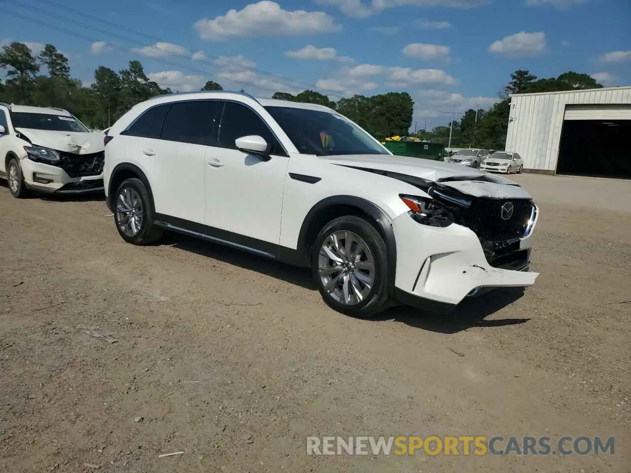 4 Photograph of a damaged car JM3KKDHD5R1189566 MAZDA CX-90 2024