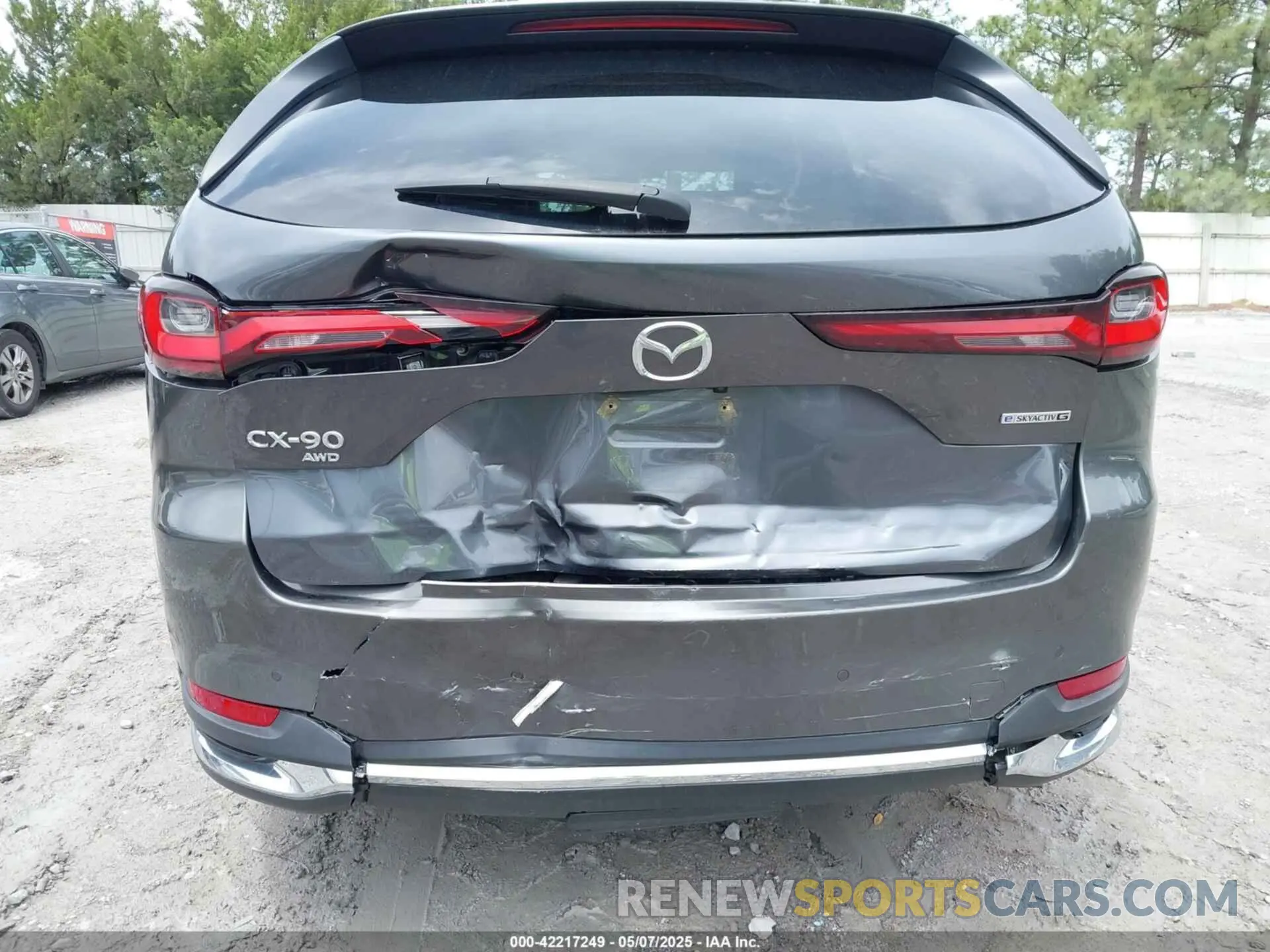 6 Photograph of a damaged car JM3KKDHD6R1141526 MAZDA CX-90 2024