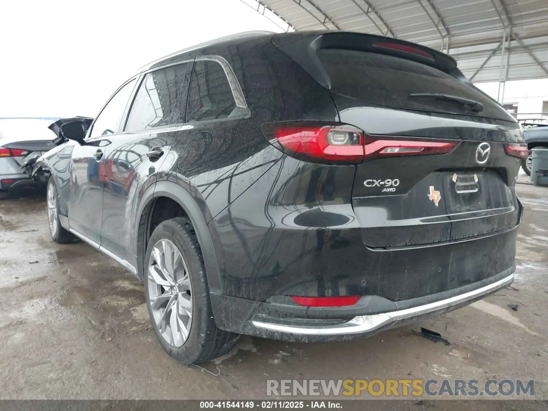 3 Photograph of a damaged car JM3KKDHD7R1128008 MAZDA CX-90 2024