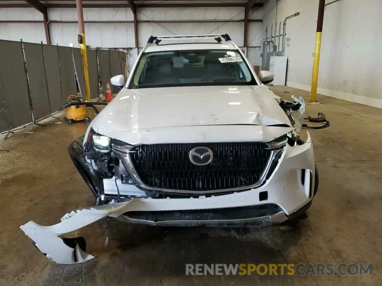 5 Photograph of a damaged car JM3KKDHD8R1184233 MAZDA CX-90 2024