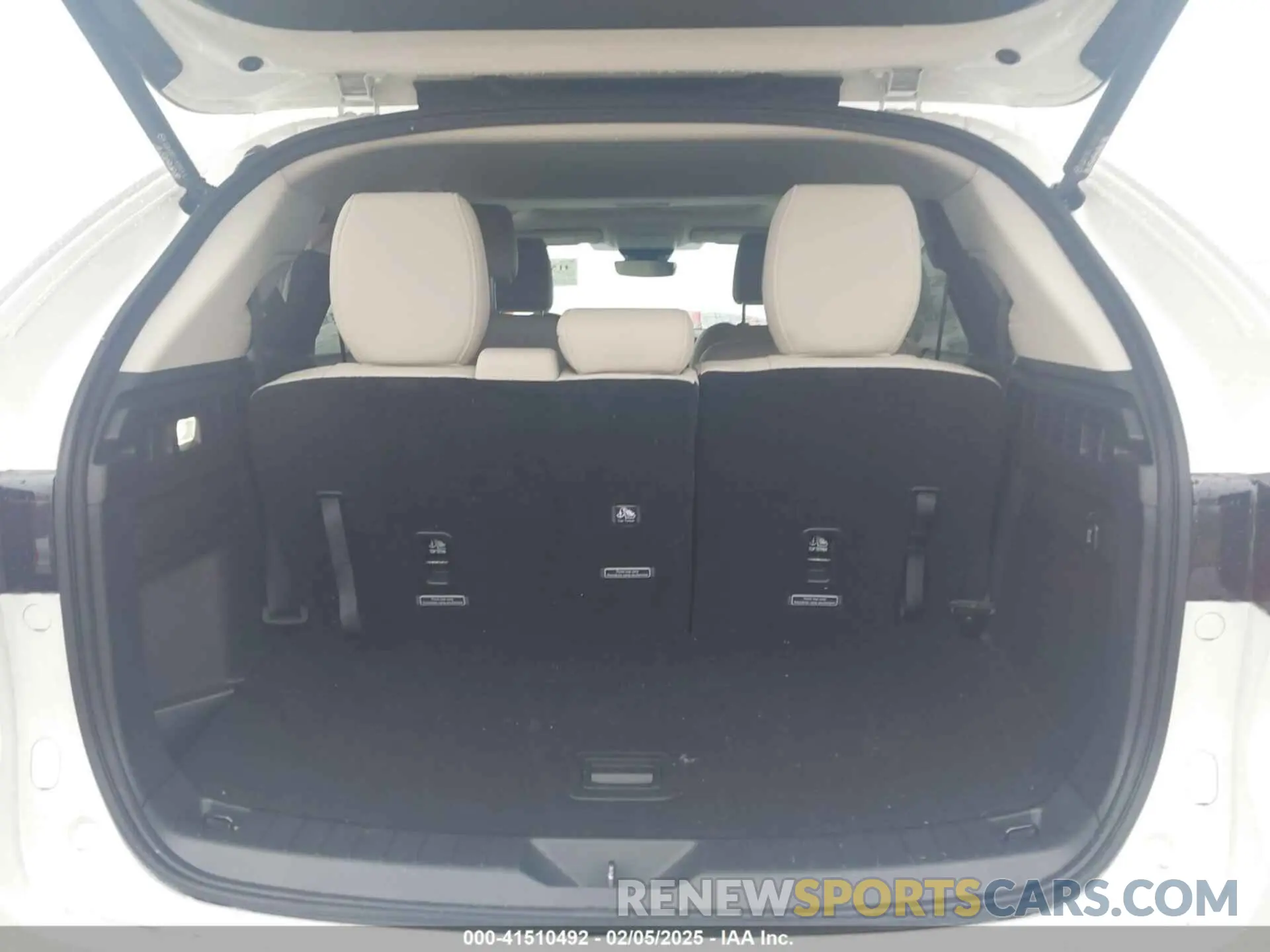 18 Photograph of a damaged car JM3KKBHD1S1191311 MAZDA CX-90 2025