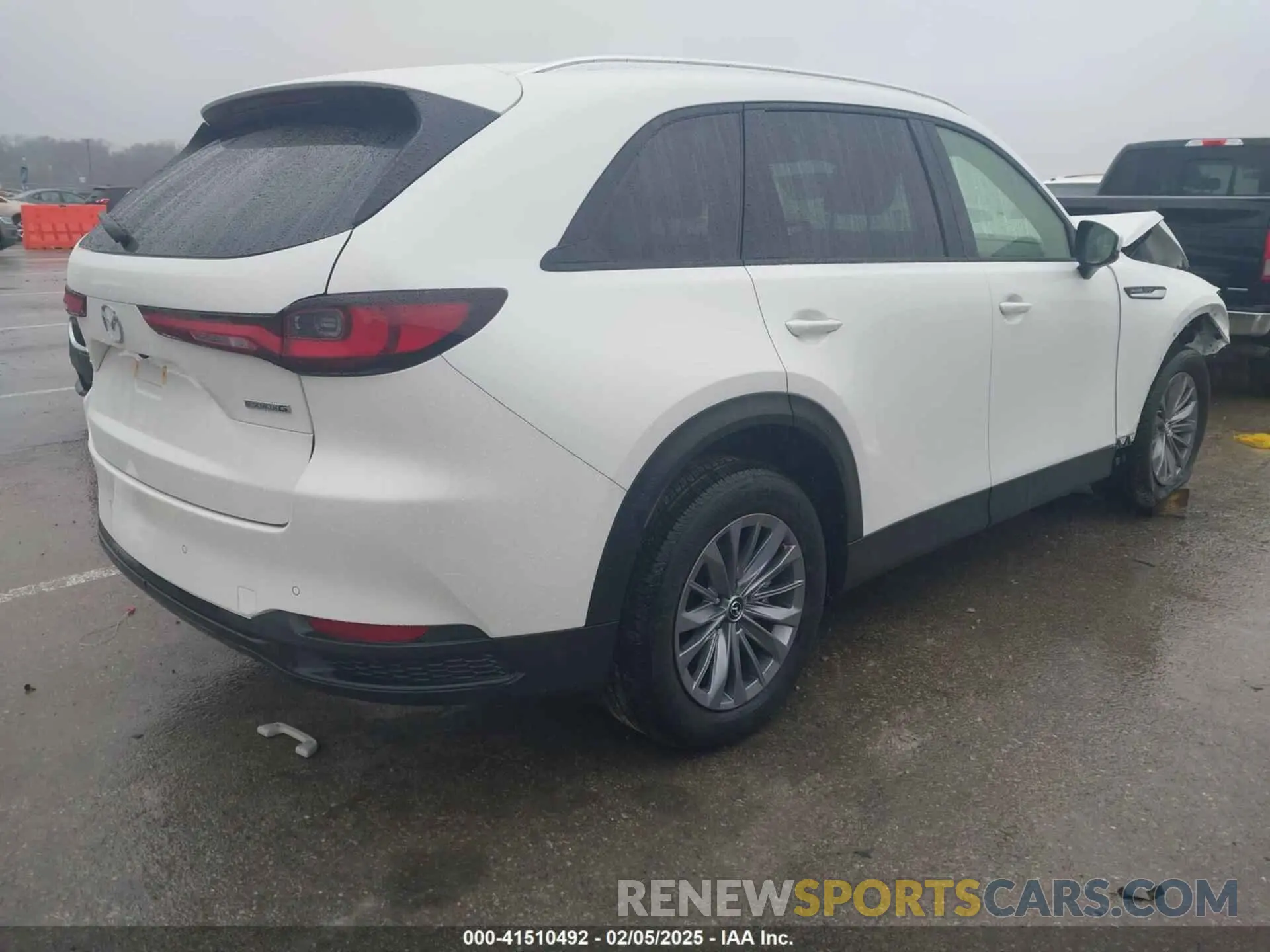 4 Photograph of a damaged car JM3KKBHD1S1191311 MAZDA CX-90 2025